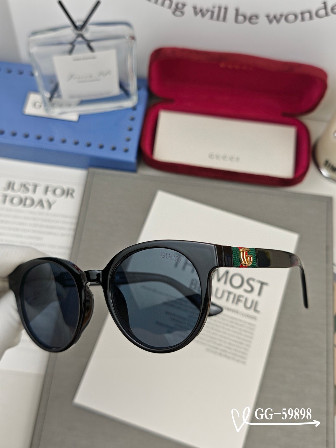   👓.【意大利古奇-GUCCI】
         🕶.【宝丽来树脂高清镜片】
         ⭐️