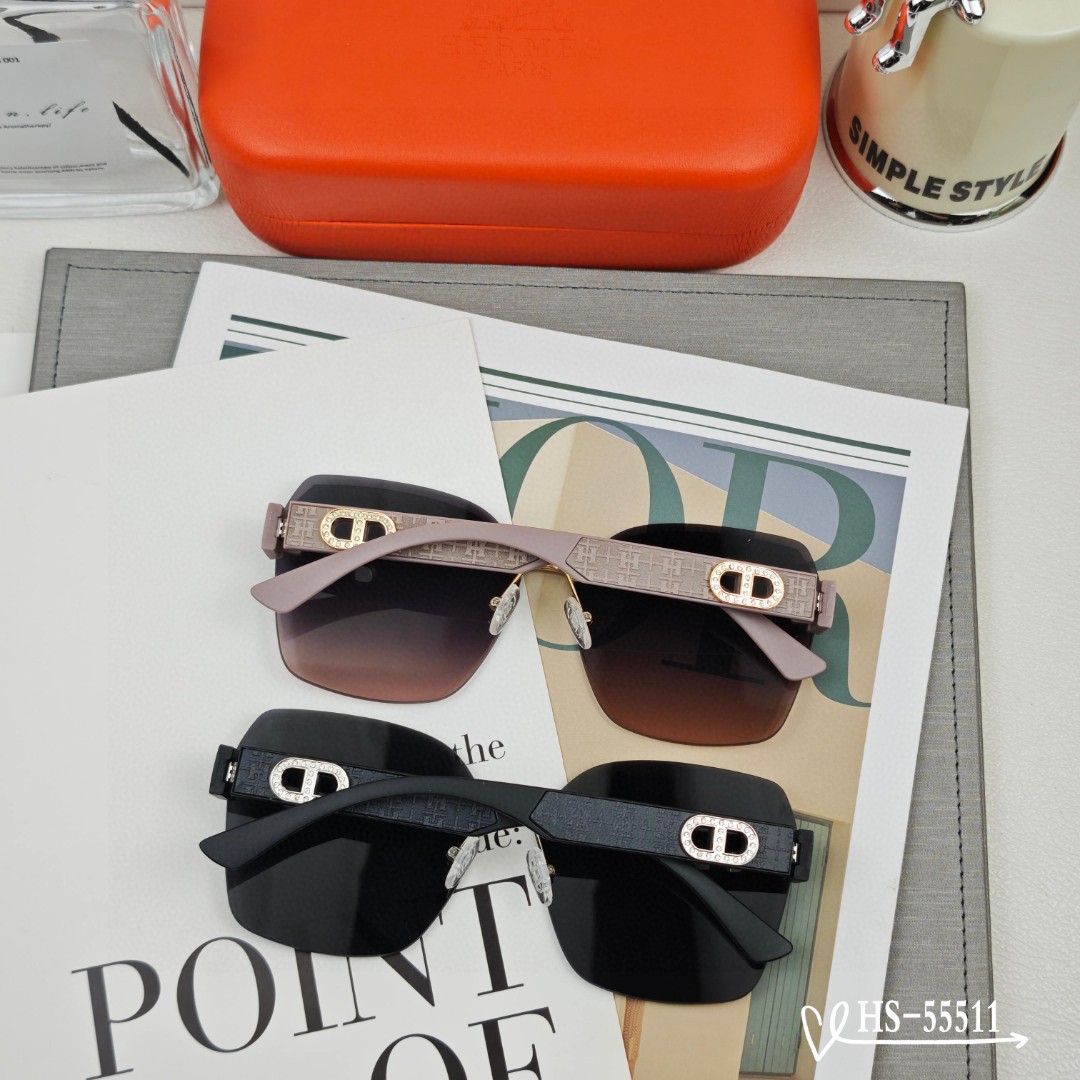    👓.【爱马仕-HERMES】
         🕶.【宝丽来树脂偏光镜片】
         ⭐️