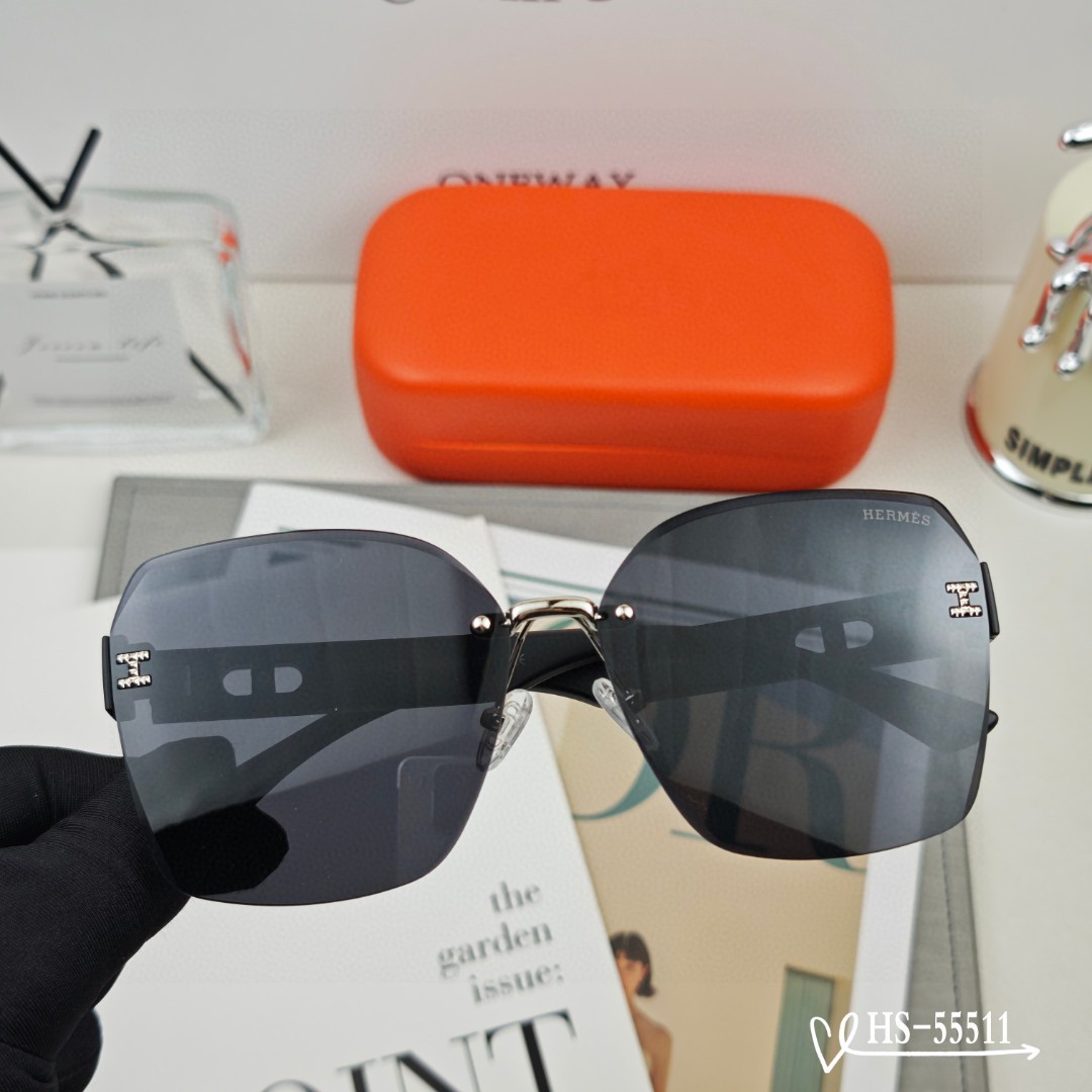    👓.【爱马仕-HERMES】
         🕶.【宝丽来树脂偏光镜片】
         ⭐️