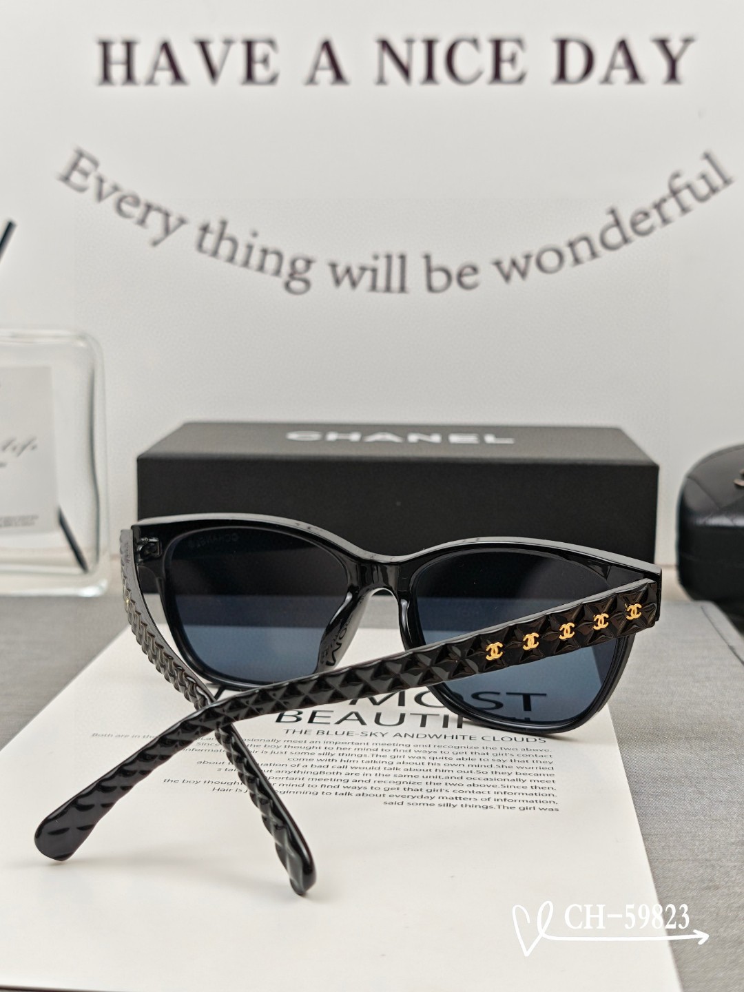   👓.【法国香奈儿-CHANEL】
         🕶.【宝丽来树脂高清镜片】
         ⭐