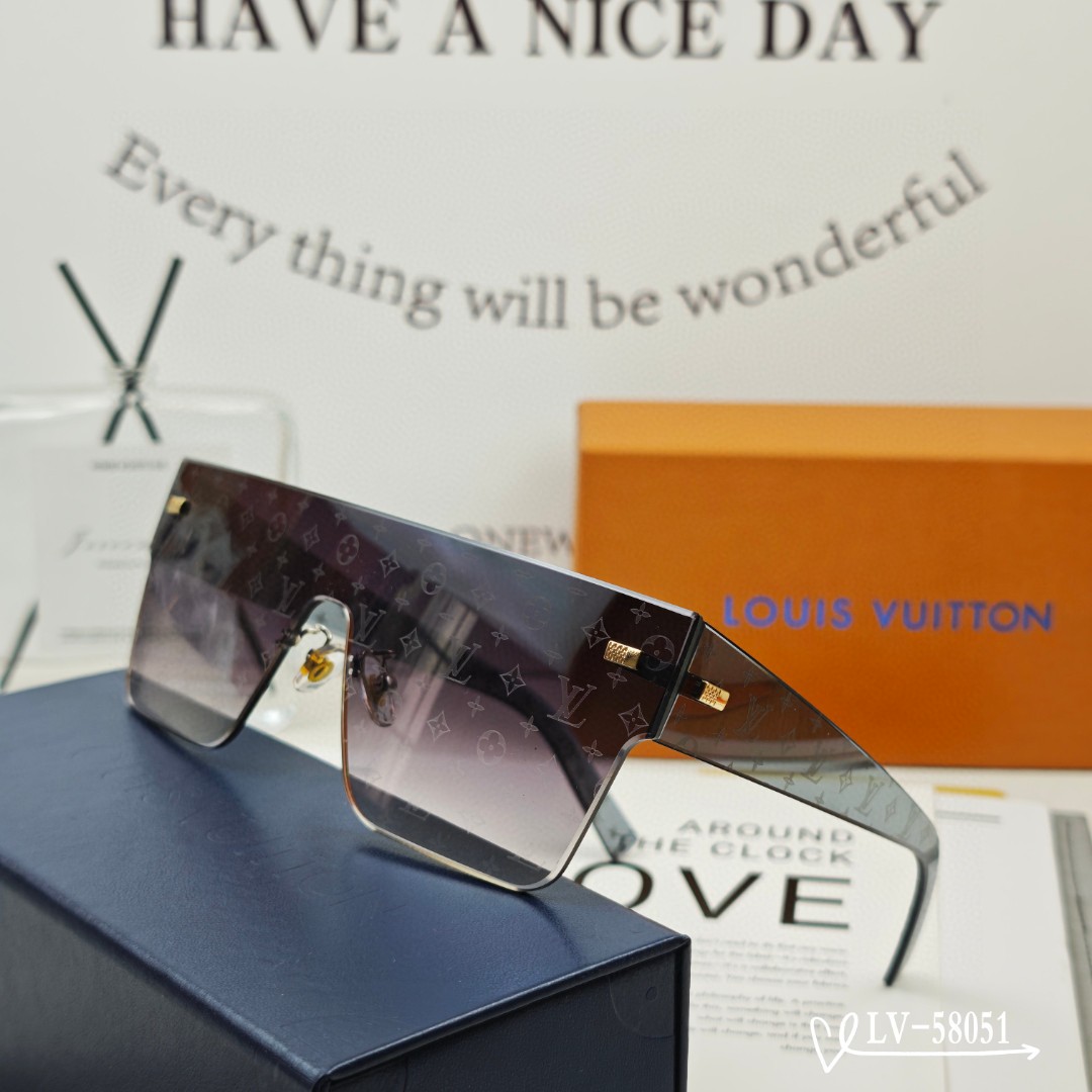   👓.【路易威登-LV】
         🕶.【宝丽来树脂镜片】
         ⭐️.【TR镜架