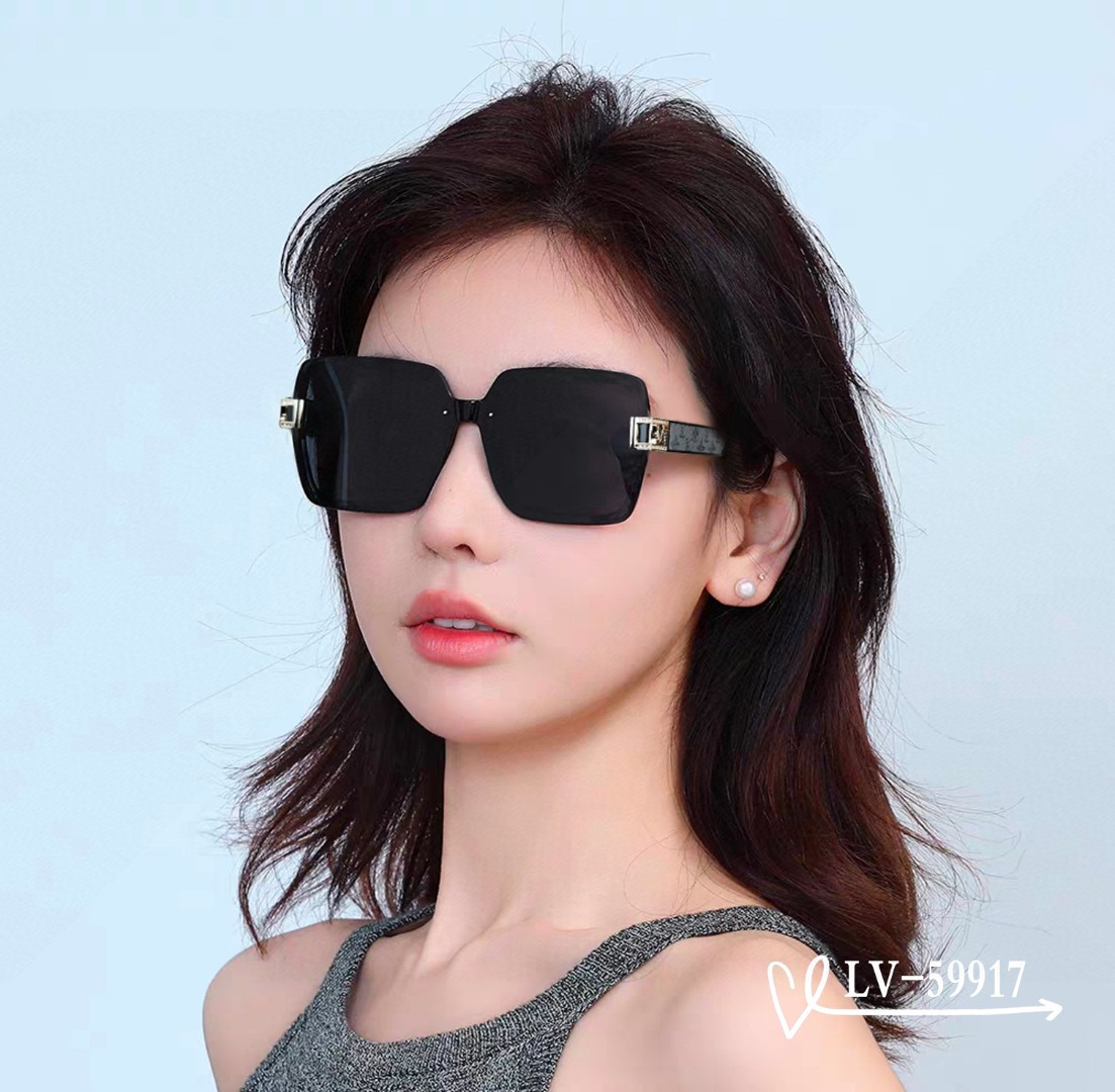   👓.【路易威登-LV】
         🕶.【宝丽来树脂镜片】
         ⭐️.【TR镜架