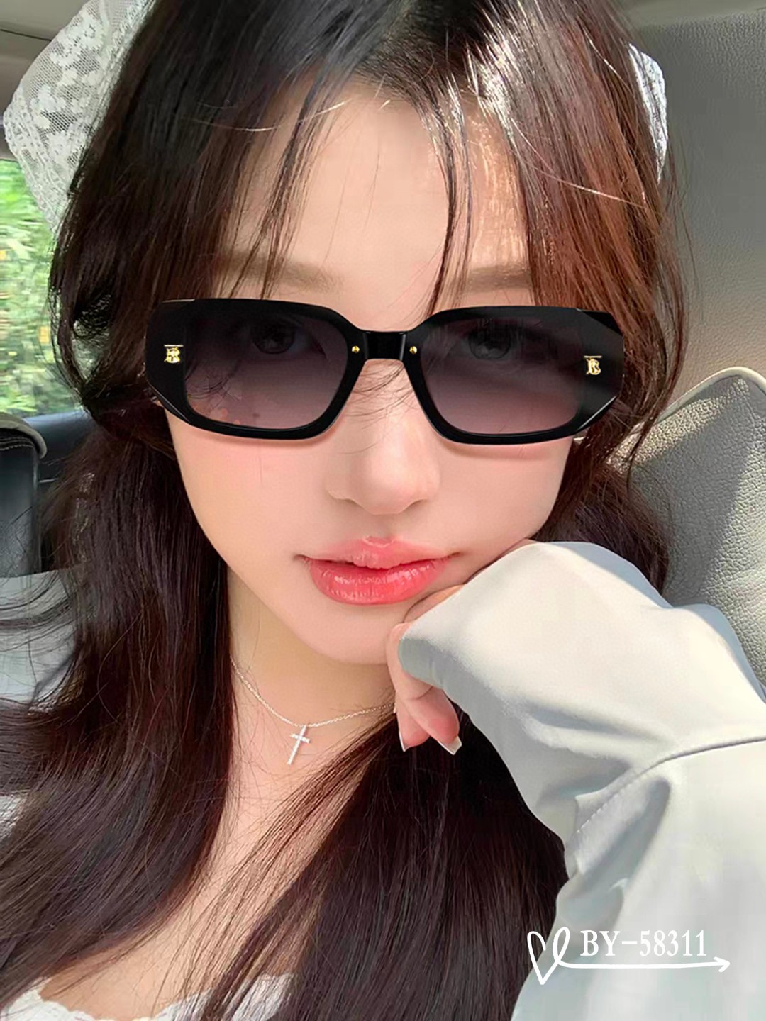   👓.【Burberry-巴宝莉】
         🕶.【宝丽来树脂偏光镜片】
         ⭐