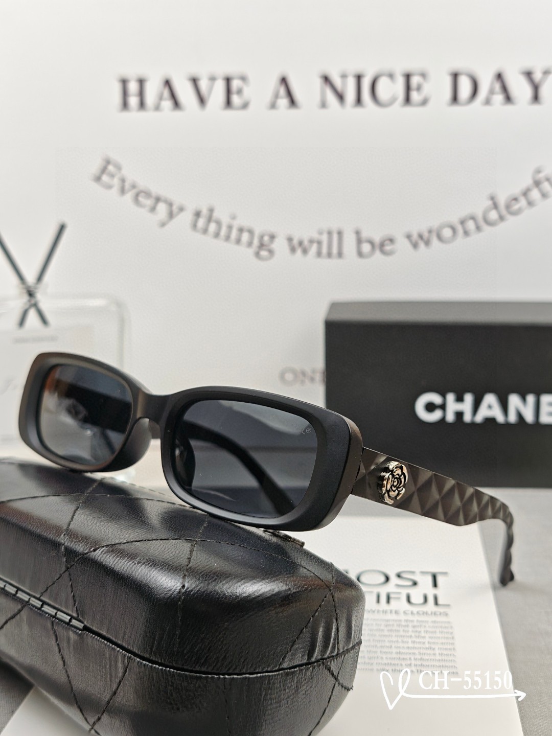   👓.【法国香奈儿-CHANEL】
         🕶.【宝丽来树脂高清镜片】
         ⭐
