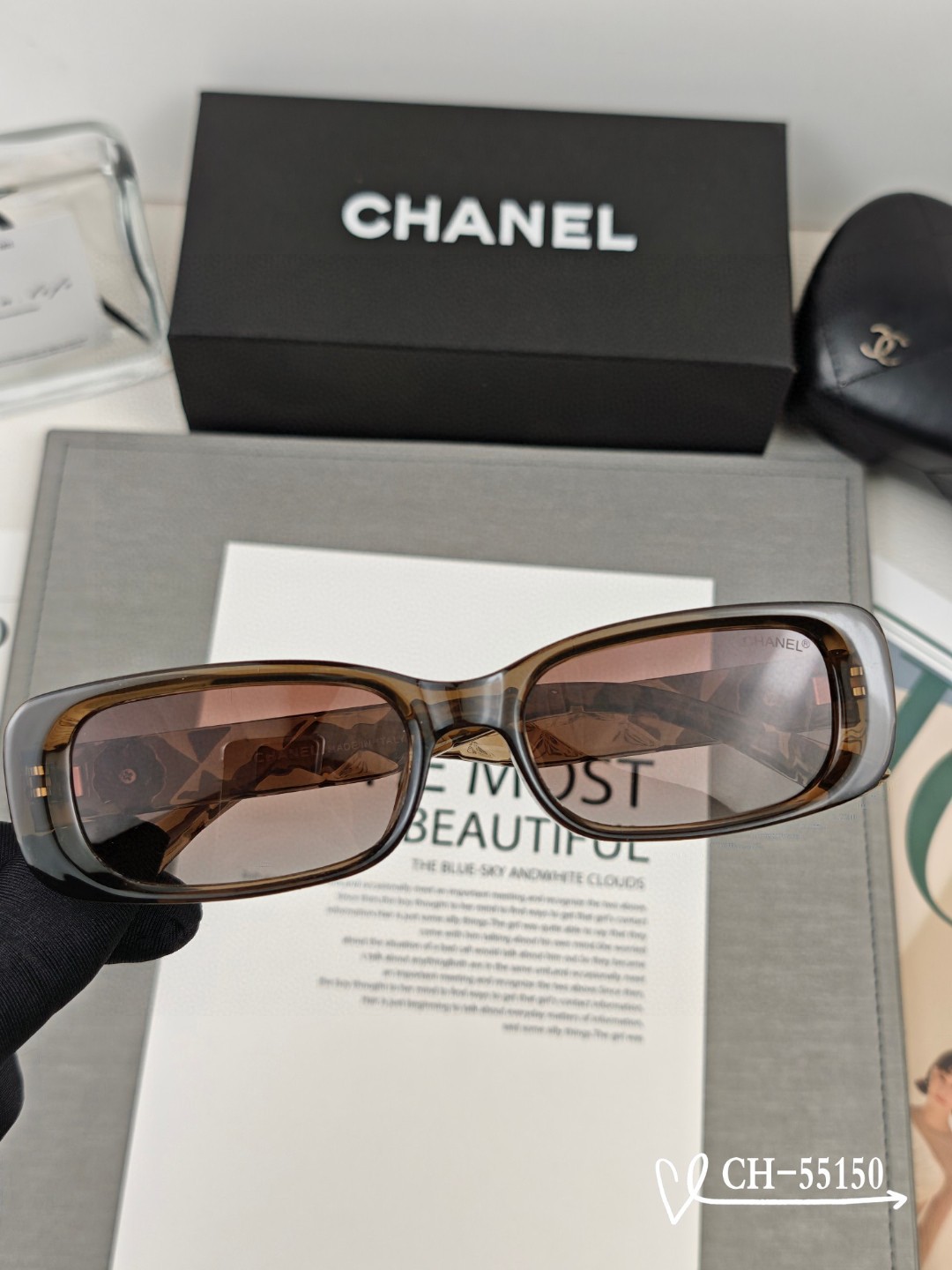  👓.【法国香奈儿-CHANEL】
         🕶.【宝丽来树脂高清镜片】
         ⭐