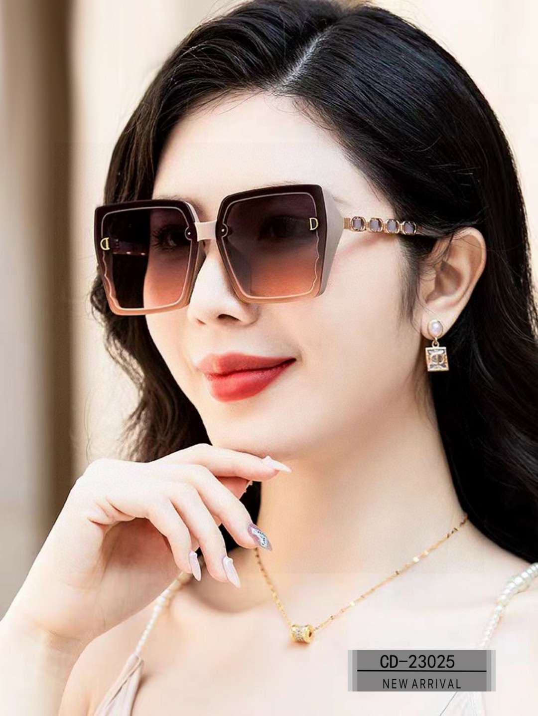    👓.【法国迪奥-DIOR】
         🕶️.【宝丽来树脂偏光镜片】
         ⭐️