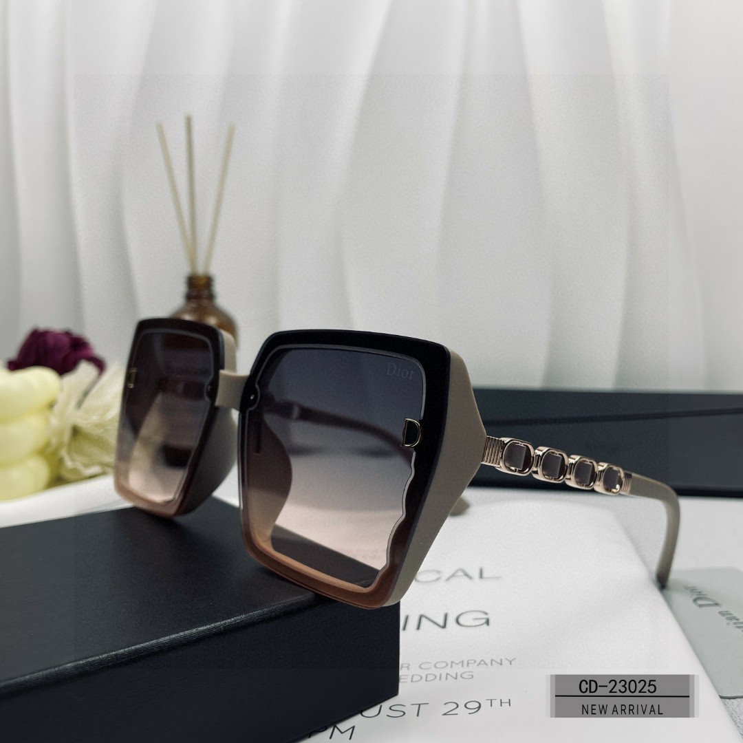    👓.【法国迪奥-DIOR】
         🕶️.【宝丽来树脂偏光镜片】
         ⭐️