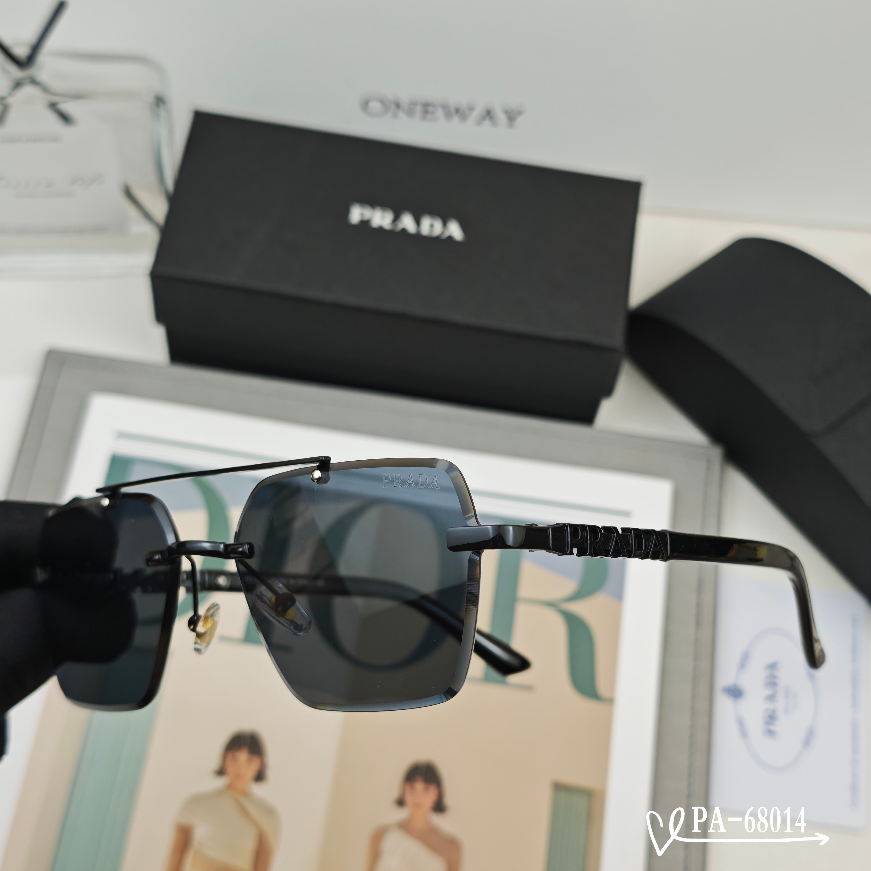   👓.【PRADA-普拉达】
         🕶.【宝丽来树脂镜片】
         ⭐️.【TR