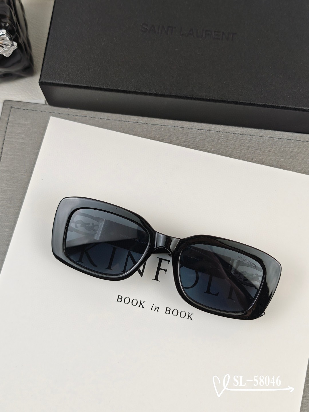   👓.【圣罗兰-ysl】
         🕶.【宝丽来树脂高清镜片】
         ⭐️ .【T