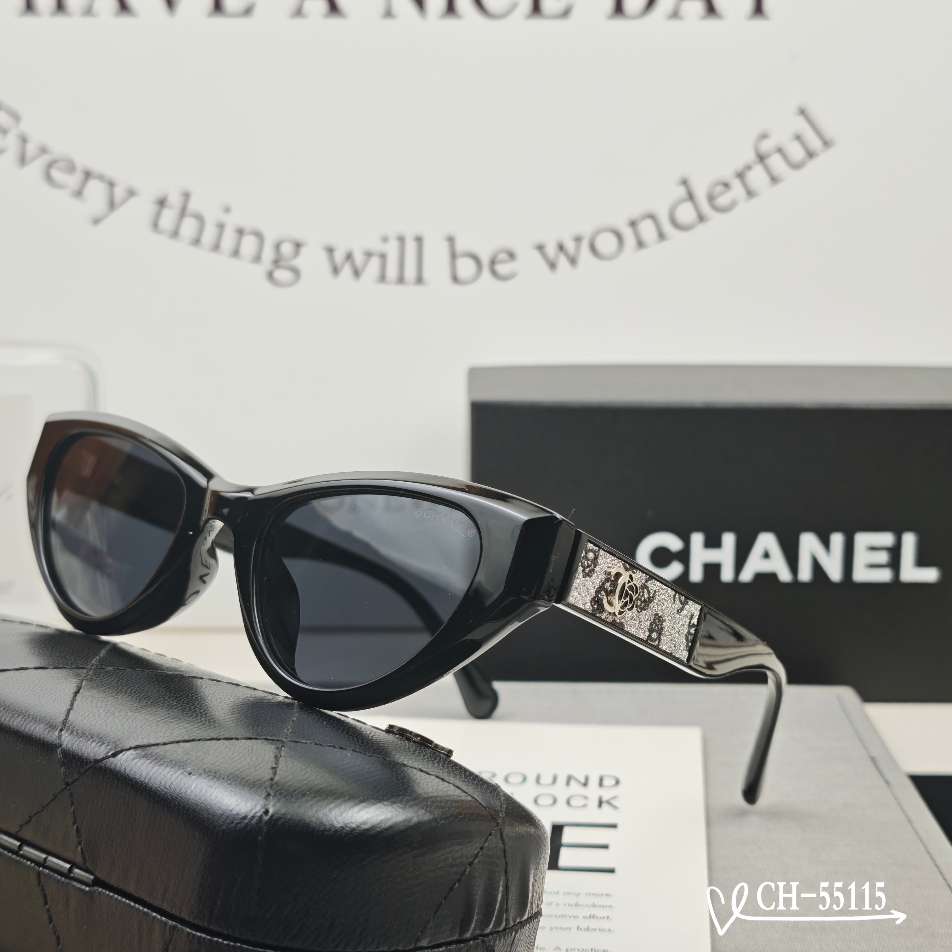  👓.【法国香奈儿-CHANEL】
         🕶.【宝丽来树脂高清镜片】
         ⭐