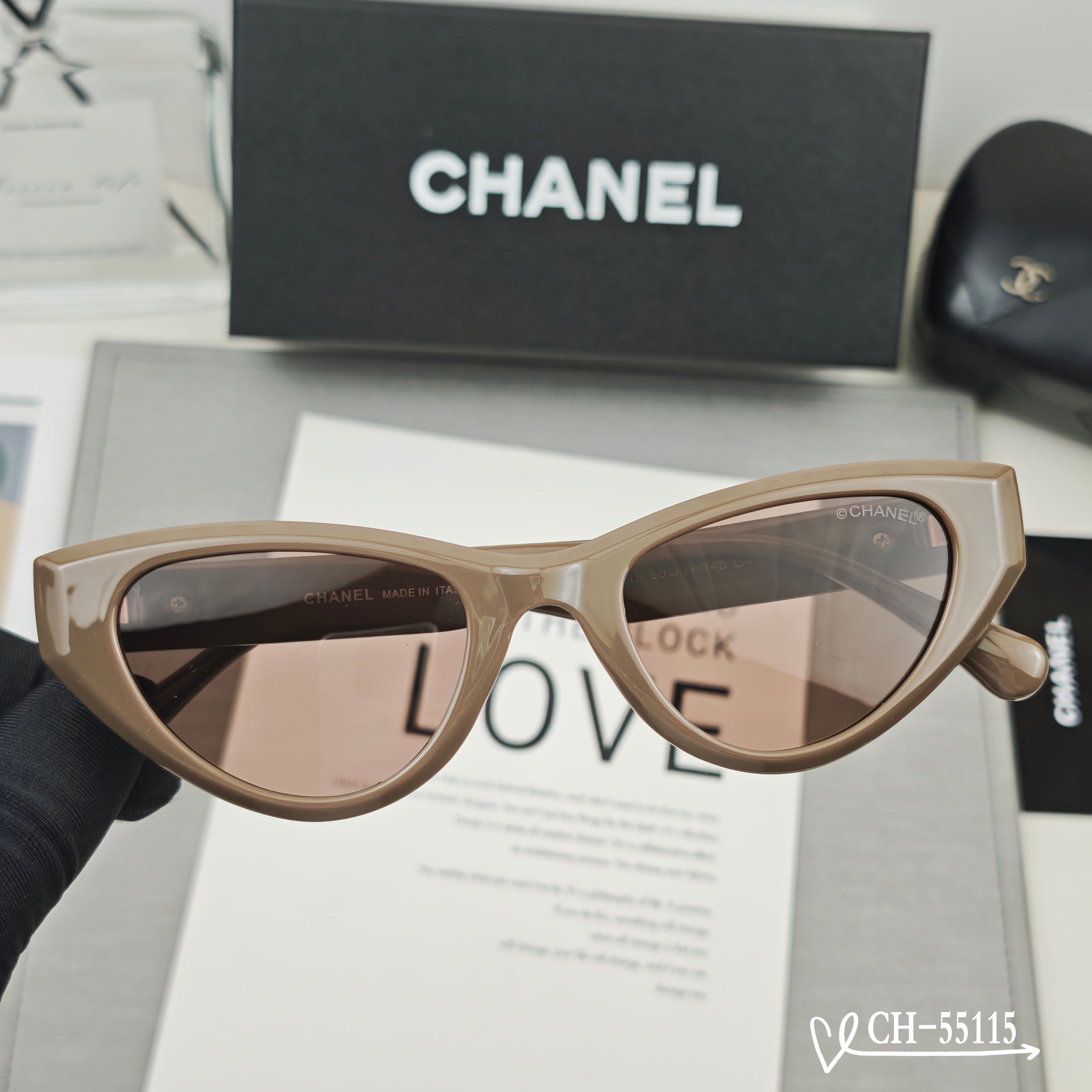   👓.【法国香奈儿-CHANEL】
         🕶.【宝丽来树脂高清镜片】
         ⭐