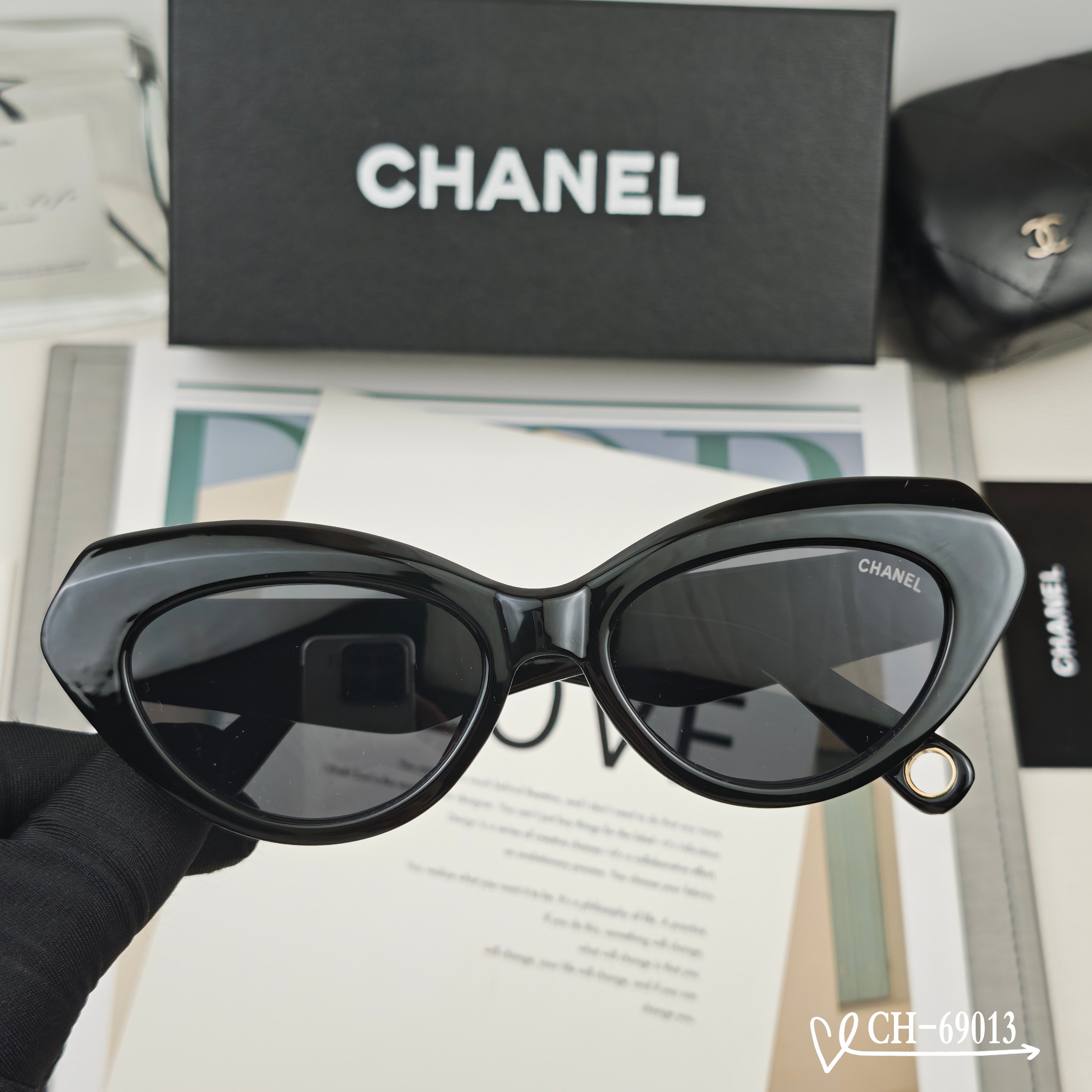   👓.【法国香奈儿-CHANEL】
         🕶.【宝丽来树脂高清镜片】
         ⭐