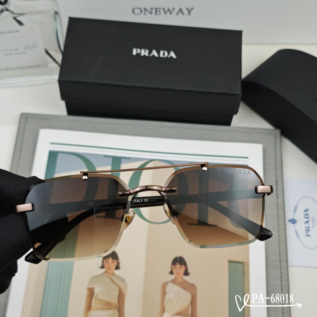   👓.【PRADA-普拉达】
         🕶.【宝丽来树脂镜片】
         ⭐️.【TR