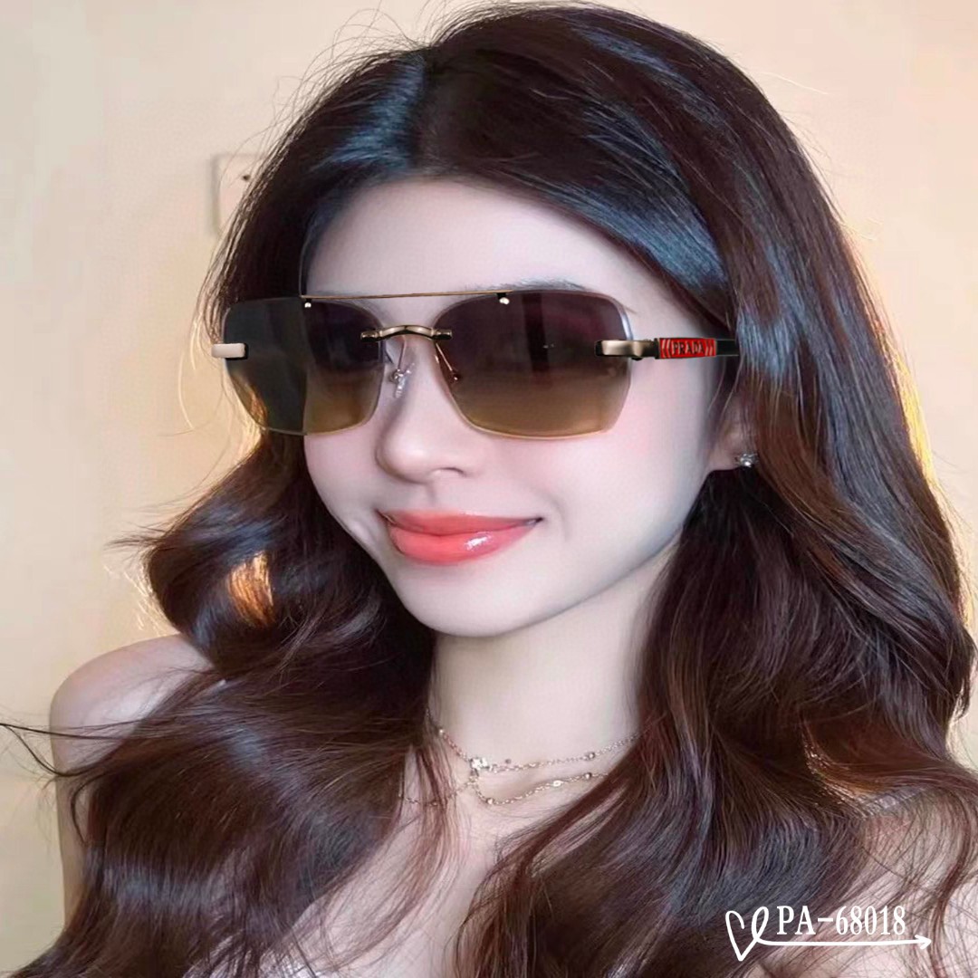   👓.【PRADA-普拉达】
         🕶.【宝丽来树脂镜片】
         ⭐️.【TR