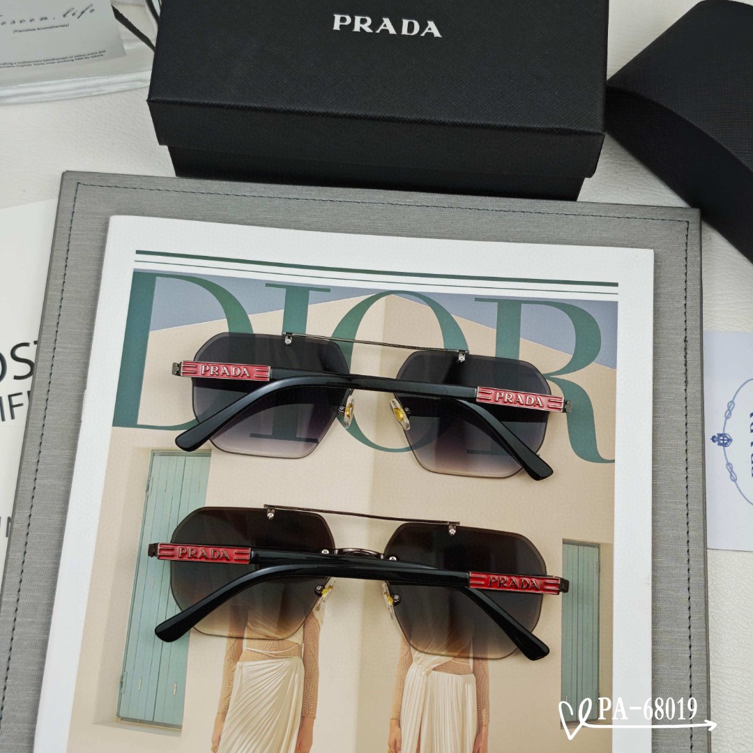   👓.【PRADA-普拉达】
         🕶.【宝丽来树脂镜片】
         ⭐️.【TR