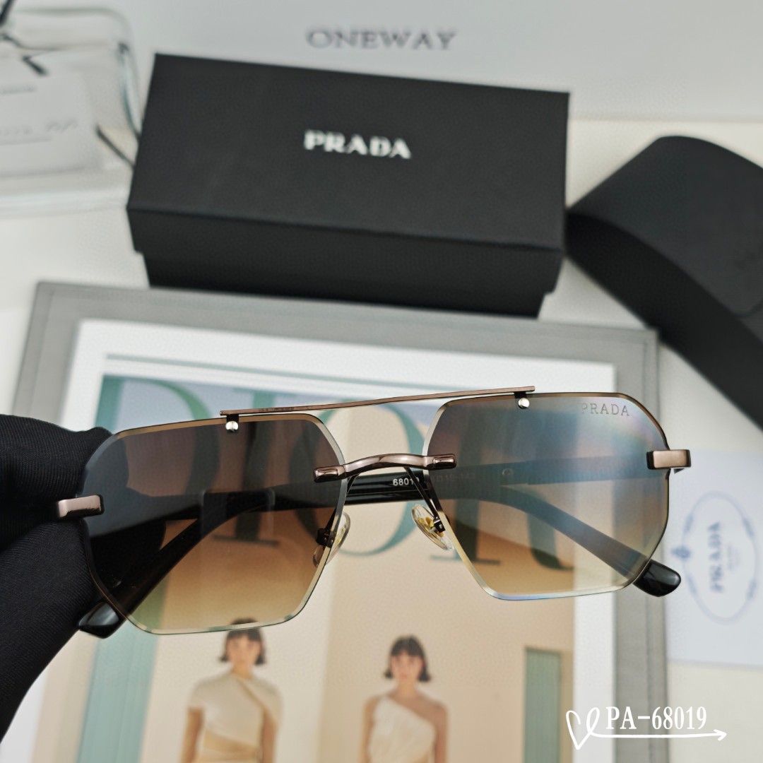   👓.【PRADA-普拉达】
         🕶.【宝丽来树脂镜片】
         ⭐️.【TR