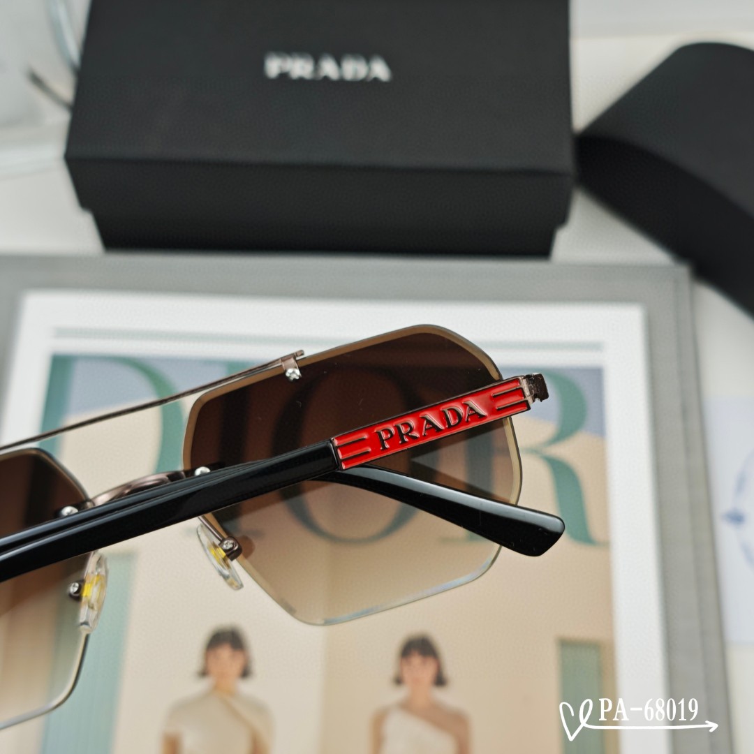   👓.【PRADA-普拉达】
         🕶.【宝丽来树脂镜片】
         ⭐️.【TR