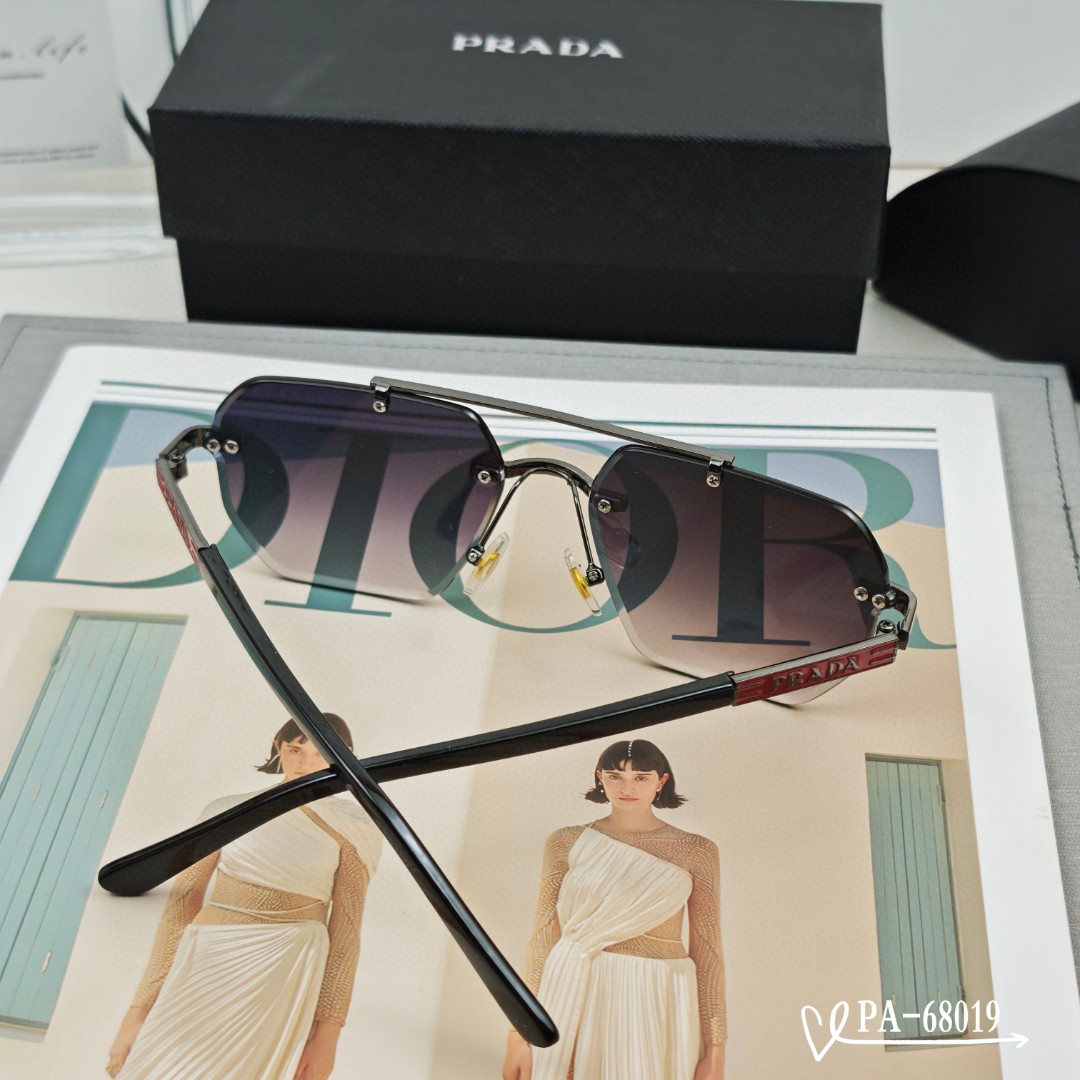   👓.【PRADA-普拉达】
         🕶.【宝丽来树脂镜片】
         ⭐️.【TR