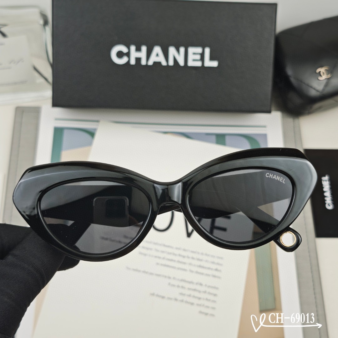   👓.【法国香奈儿-CHANEL】
         🕶.【宝丽来树脂高清镜片】
         ⭐