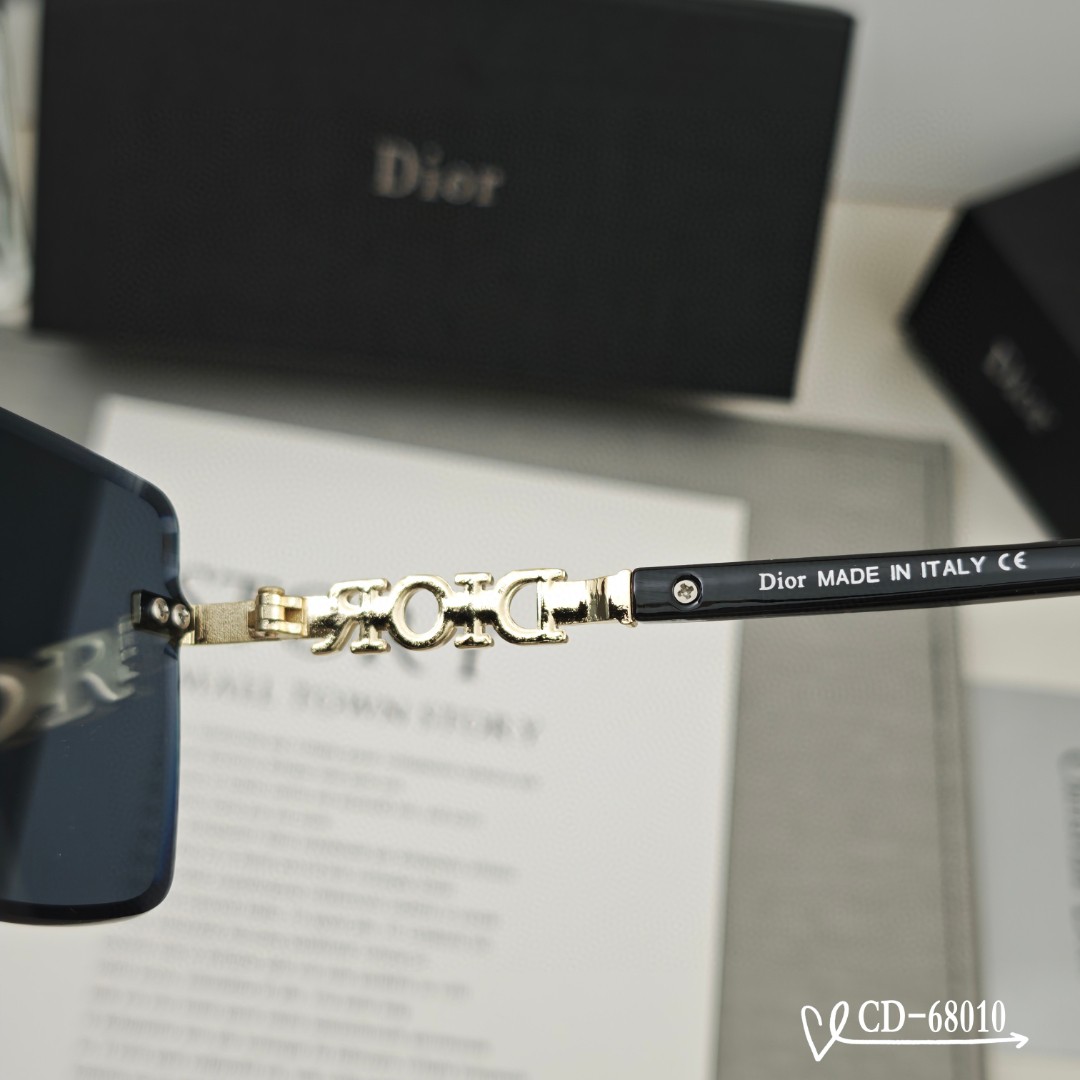    👓.【法国迪奥-DIOR】
         🕶️.【宝丽来树脂偏光镜片】
         ⭐️