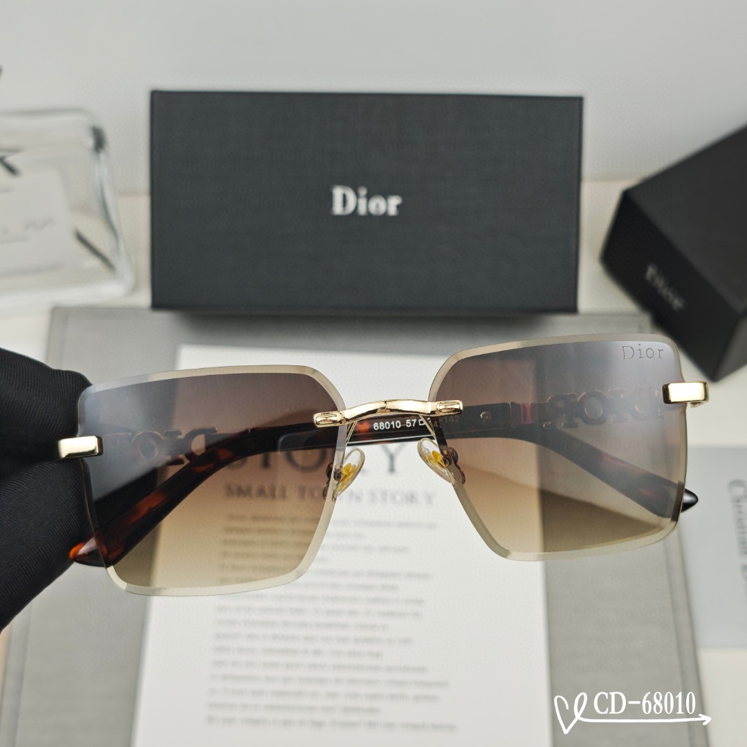    👓.【法国迪奥-DIOR】
         🕶️.【宝丽来树脂偏光镜片】
         ⭐️