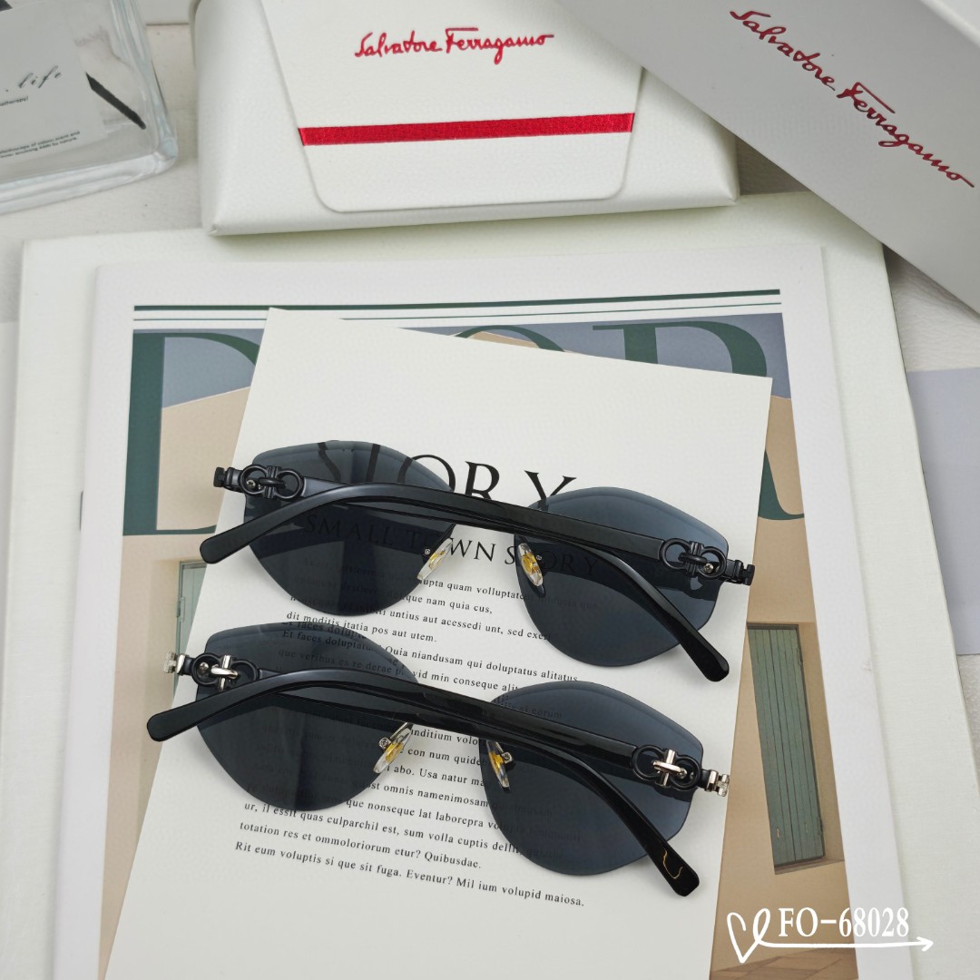   👓.【Ferragamo·菲拉格慕】
         🕶.【宝丽来树脂偏光镜片】
        