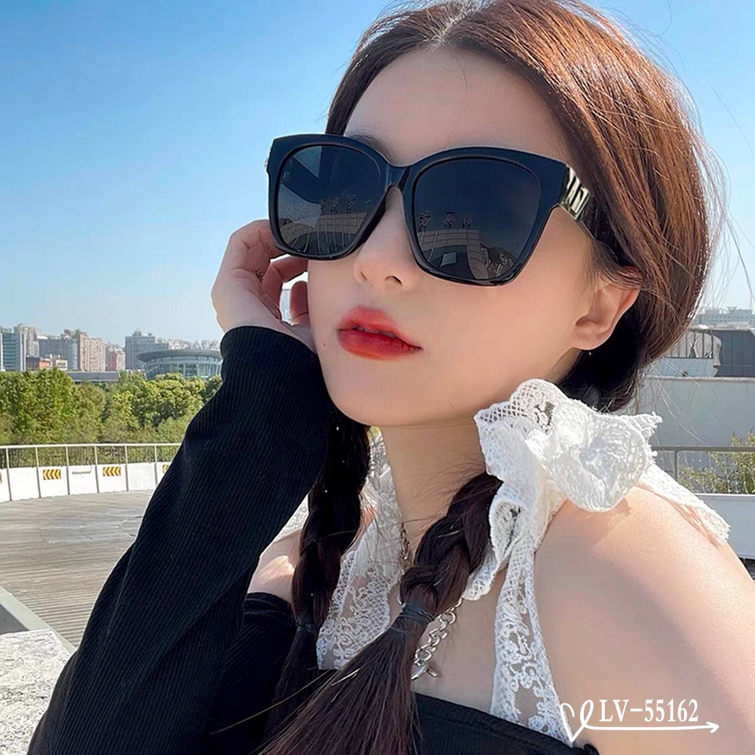   👓.【路易威登-LV】
         🕶.【宝丽来树脂镜片】
         ⭐️.【TR镜架