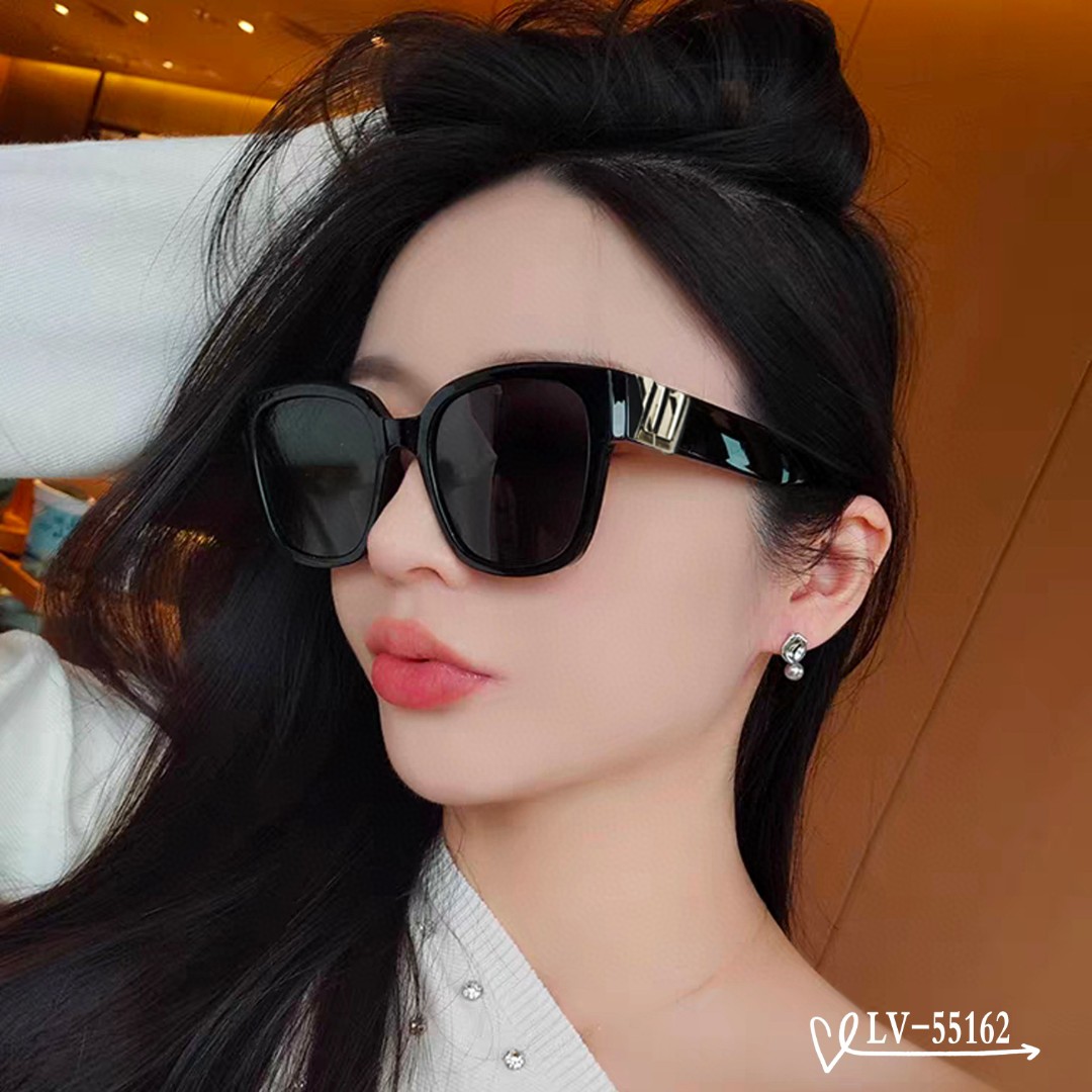   👓.【路易威登-LV】
         🕶.【宝丽来树脂镜片】
         ⭐️.【TR镜架