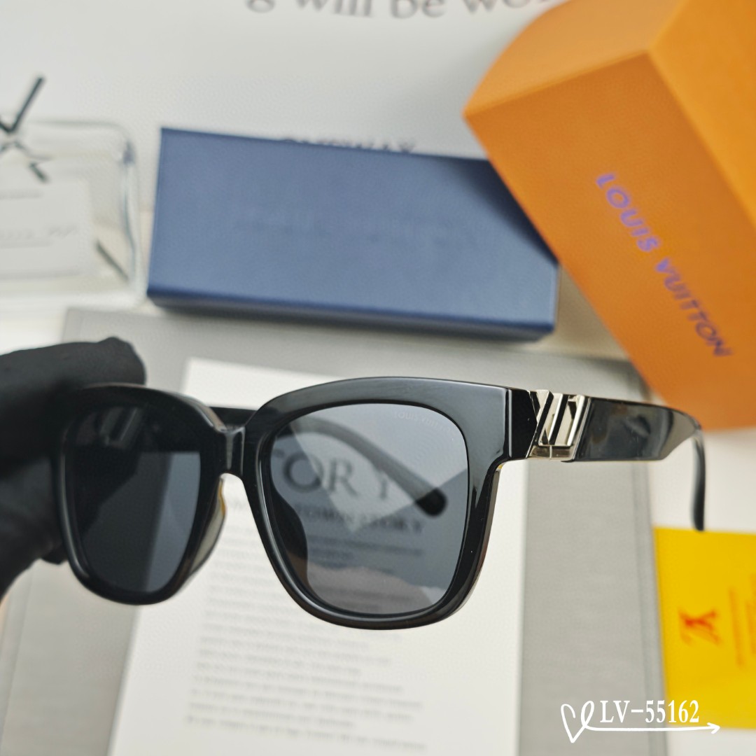   👓.【路易威登-LV】
         🕶.【宝丽来树脂镜片】
         ⭐️.【TR镜架