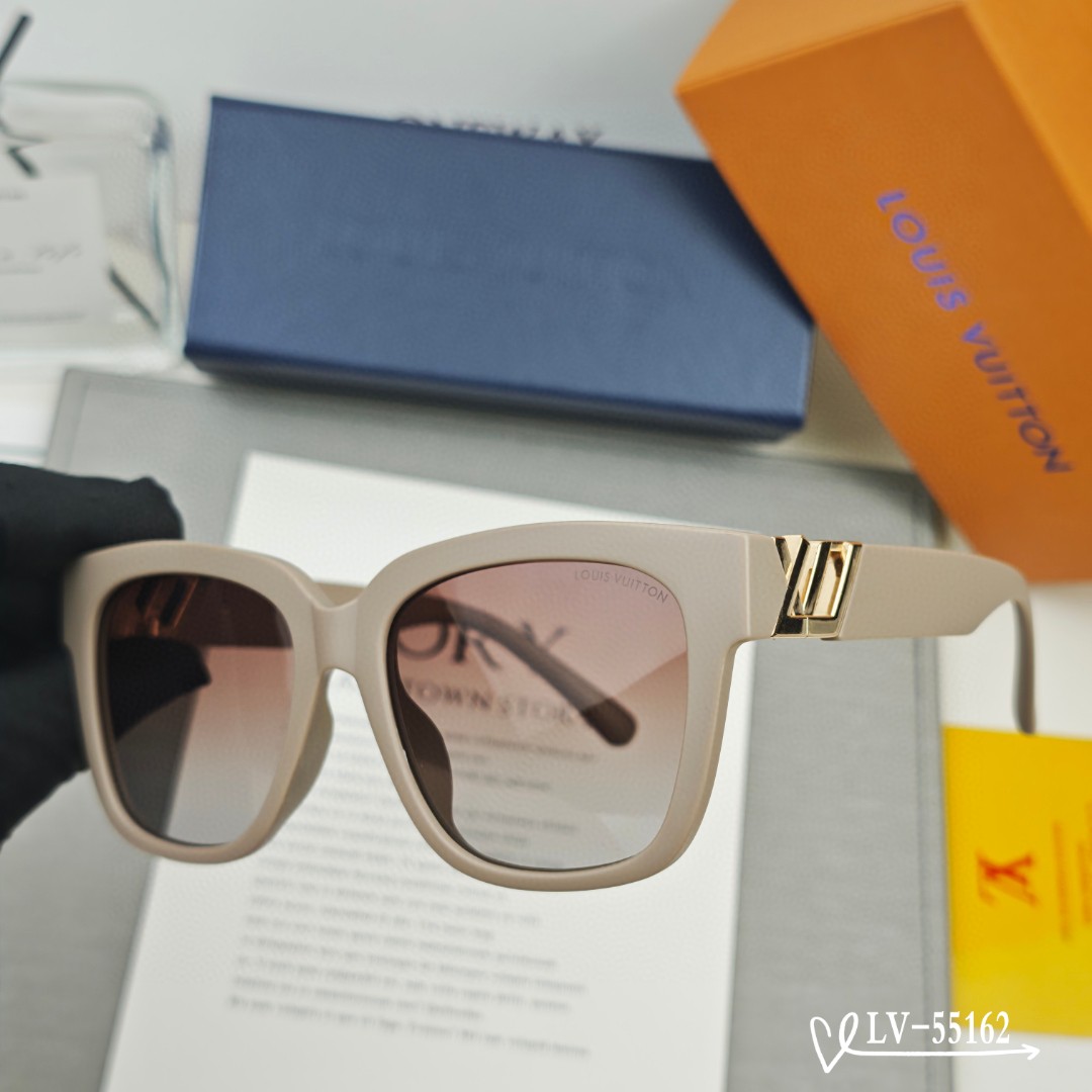   👓.【路易威登-LV】
         🕶.【宝丽来树脂镜片】
         ⭐️.【TR镜架