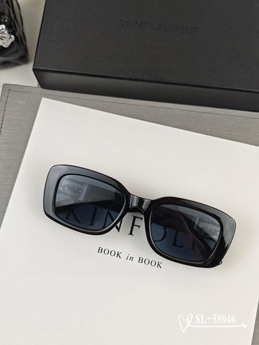   👓.【圣罗兰-ysl】
         🕶.【宝丽来树脂高清镜片】
         ⭐️ .【T