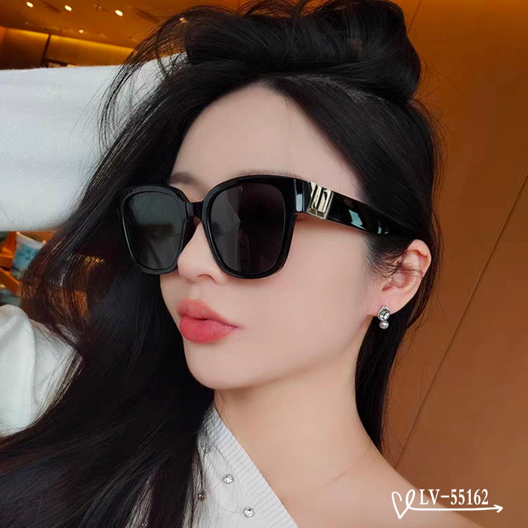   👓.【路易威登-LV】
         🕶.【宝丽来树脂镜片】
         ⭐️.【TR镜架