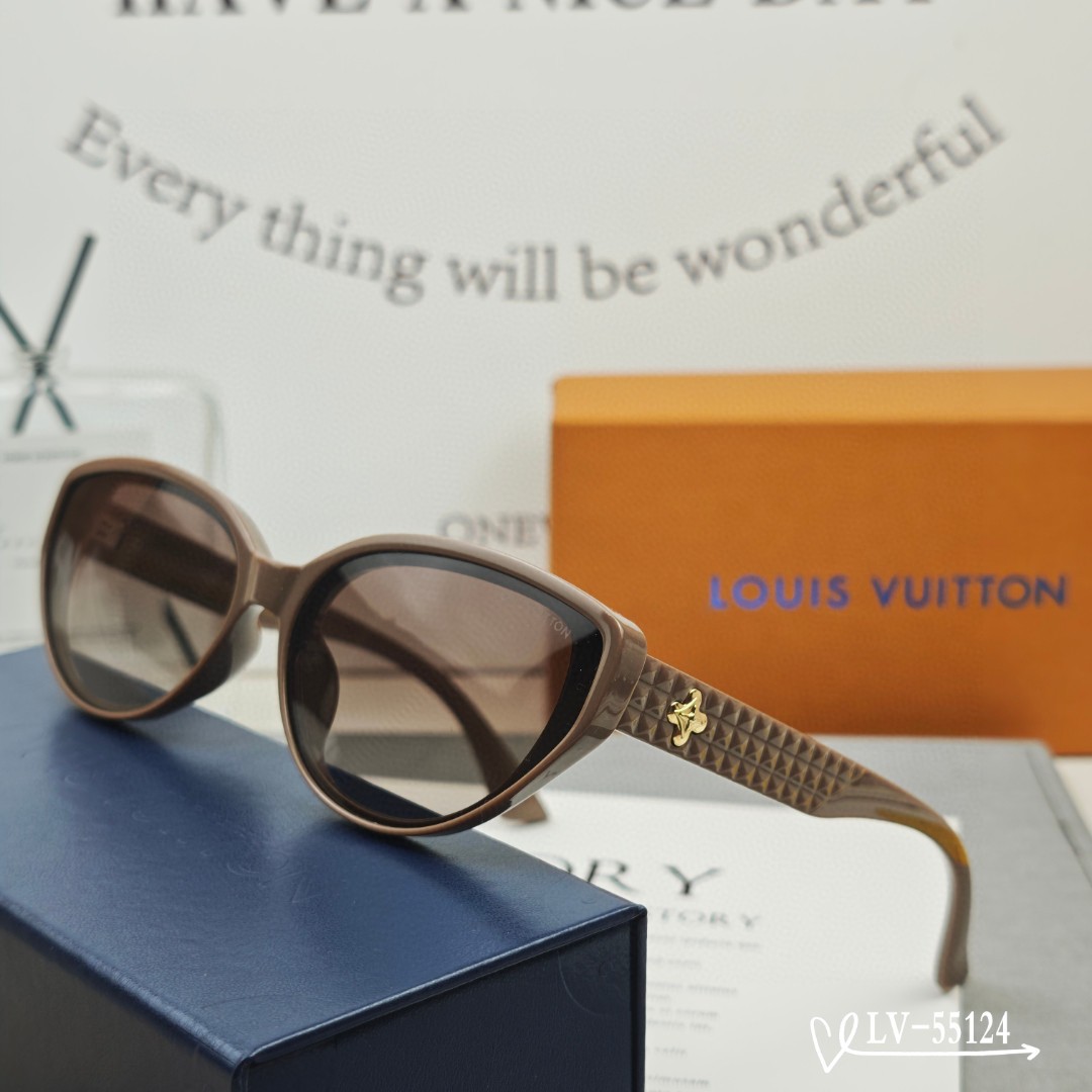   👓.【路易威登-LV】
         🕶.【宝丽来树脂镜片】
         ⭐️.【TR镜架