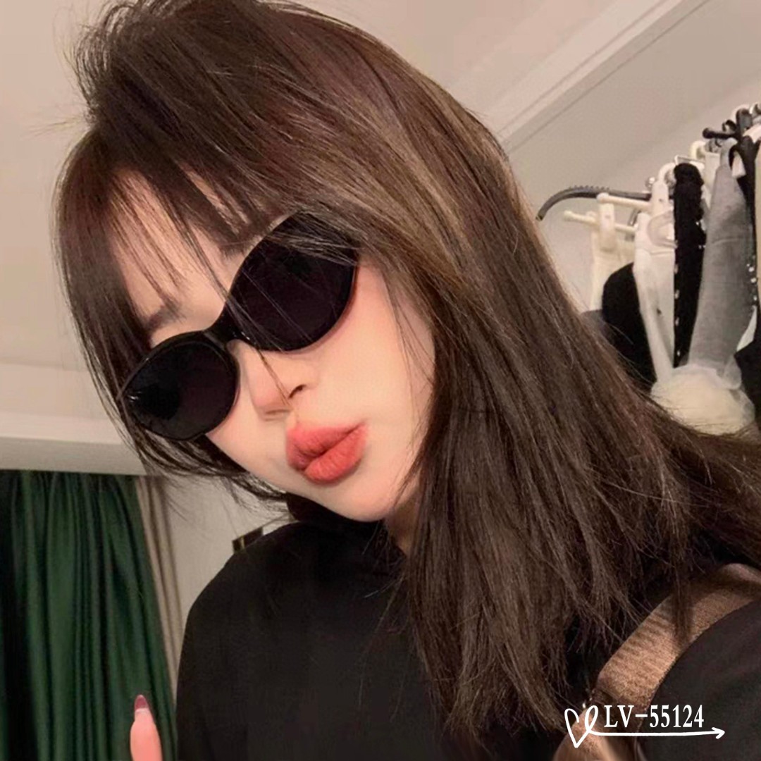   👓.【路易威登-LV】
         🕶.【宝丽来树脂镜片】
         ⭐️.【TR镜架