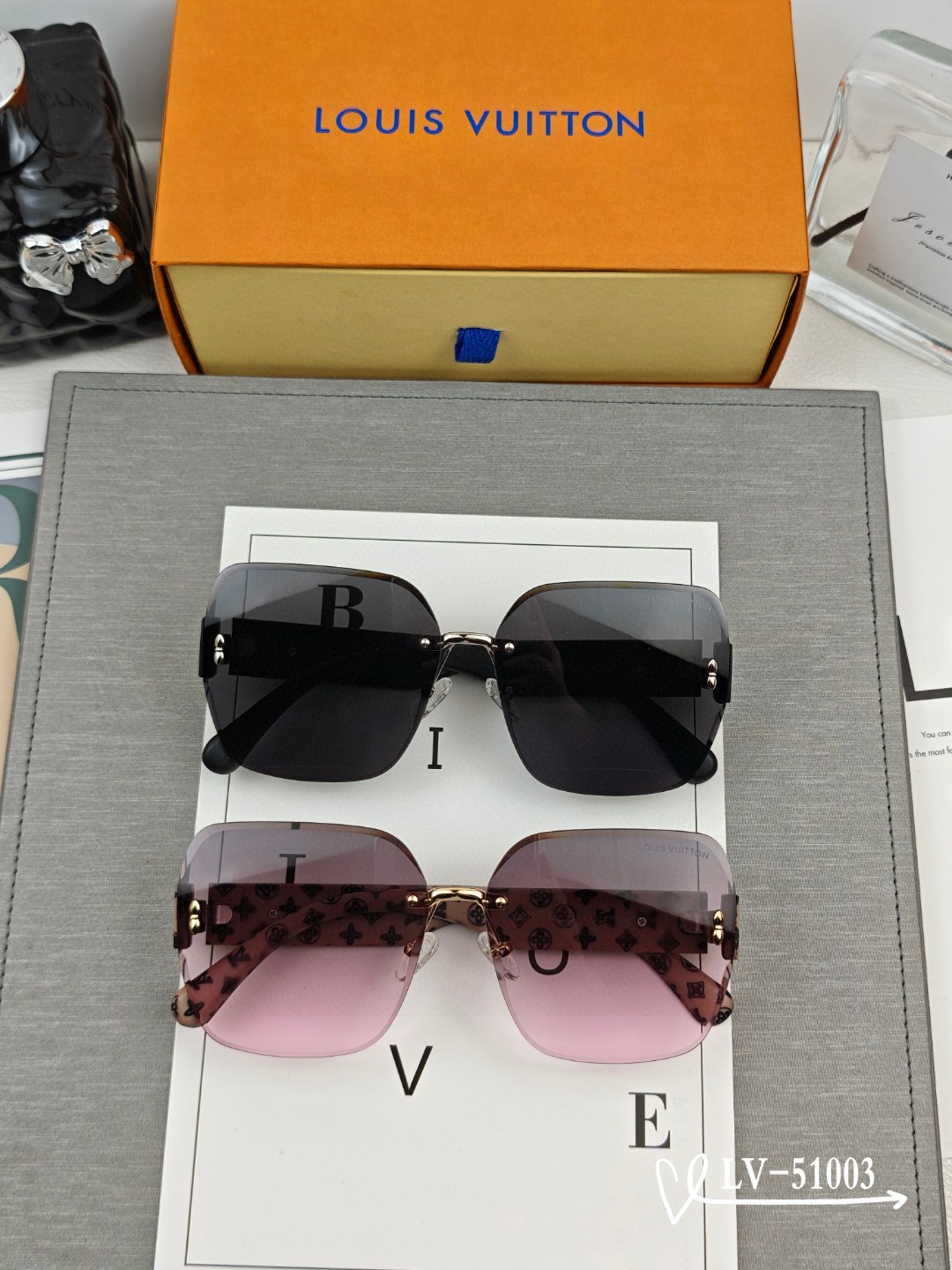   👓.【路易威登-LV】
         🕶.【宝丽来树脂镜片】
         ⭐️.【TR镜架