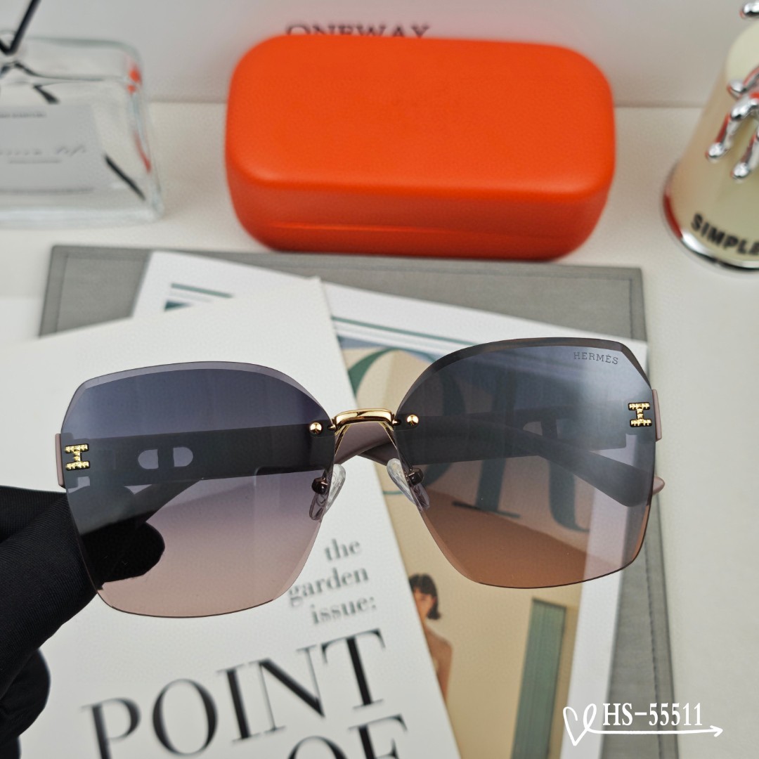 👓.【爱马仕-HERMES】 🕶.【宝丽来树脂偏光镜片】 ⭐️.【TR90镜架轻便佩戴舒适】 🌟.【si