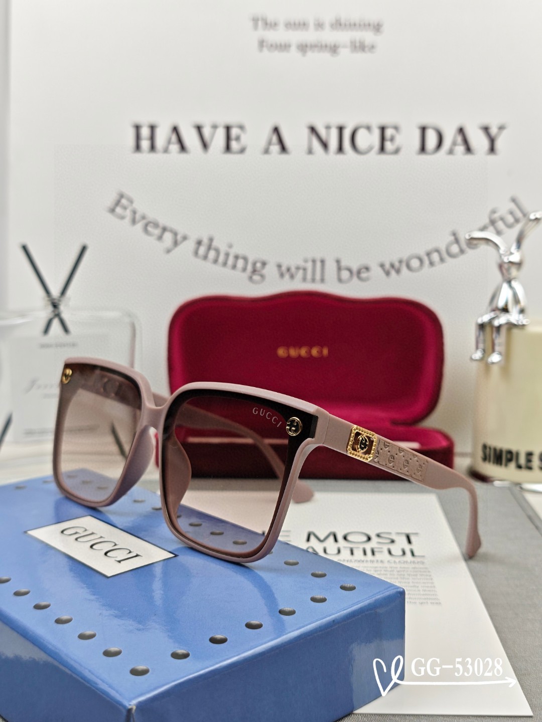   👓.【意大利古奇-GUCCI】
         🕶.【宝丽来树脂高清镜片】
         ⭐️