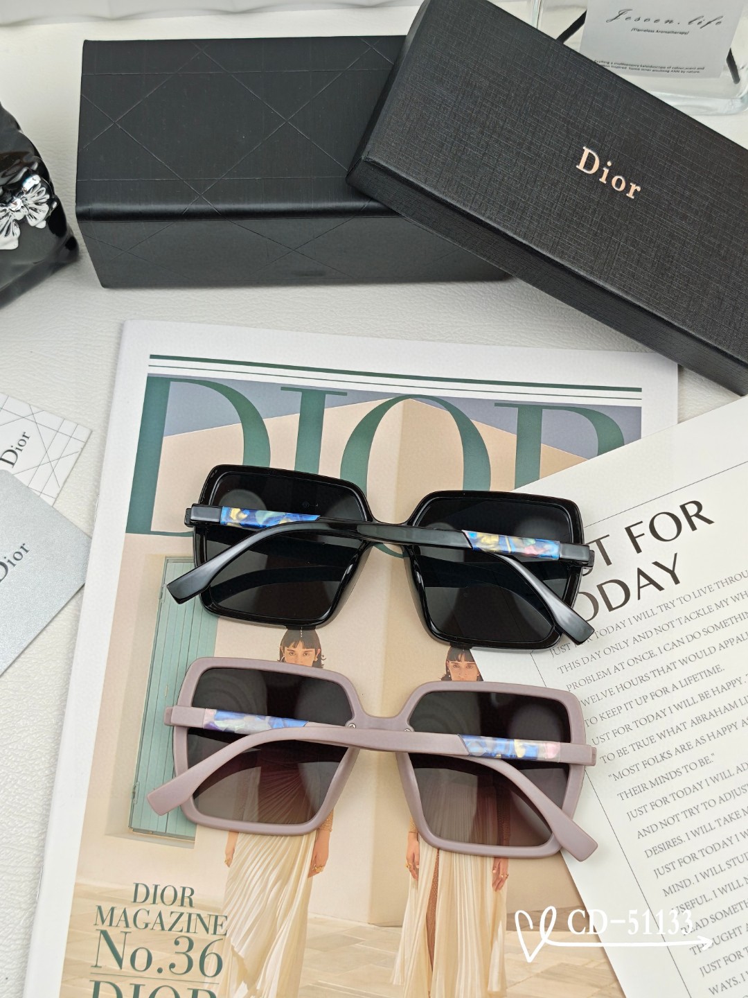    👓.【法国迪奥-DIOR】
         🕶️.【宝丽来树脂偏光镜片】
         ⭐️