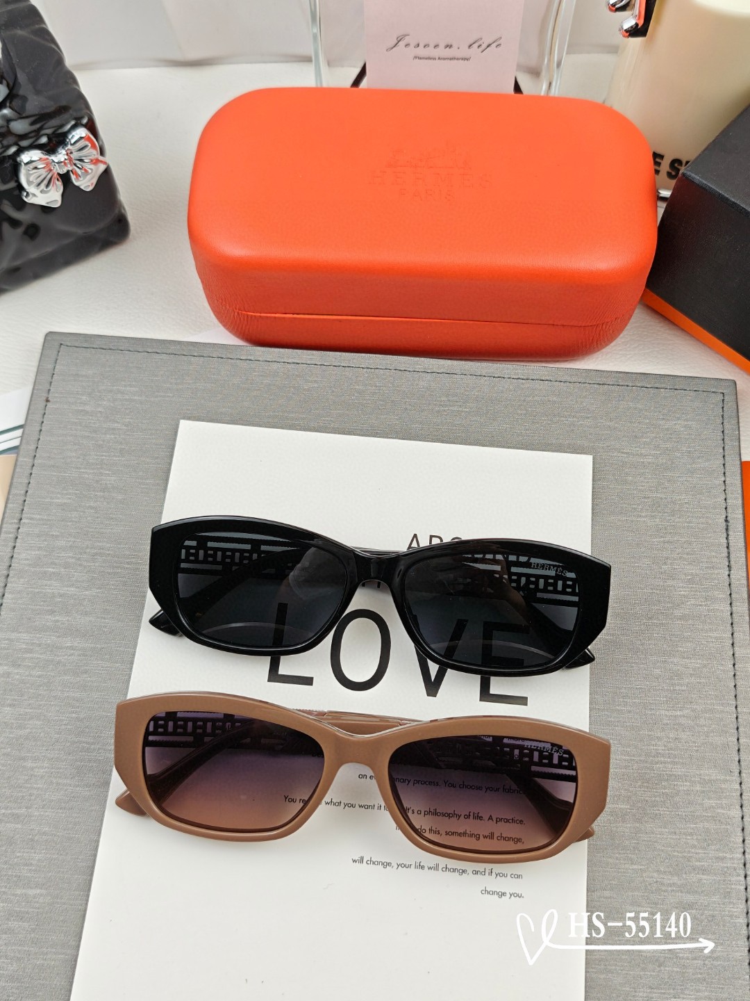    👓.【爱马仕-HERMES】
         🕶.【宝丽来树脂偏光镜片】
         ⭐️
