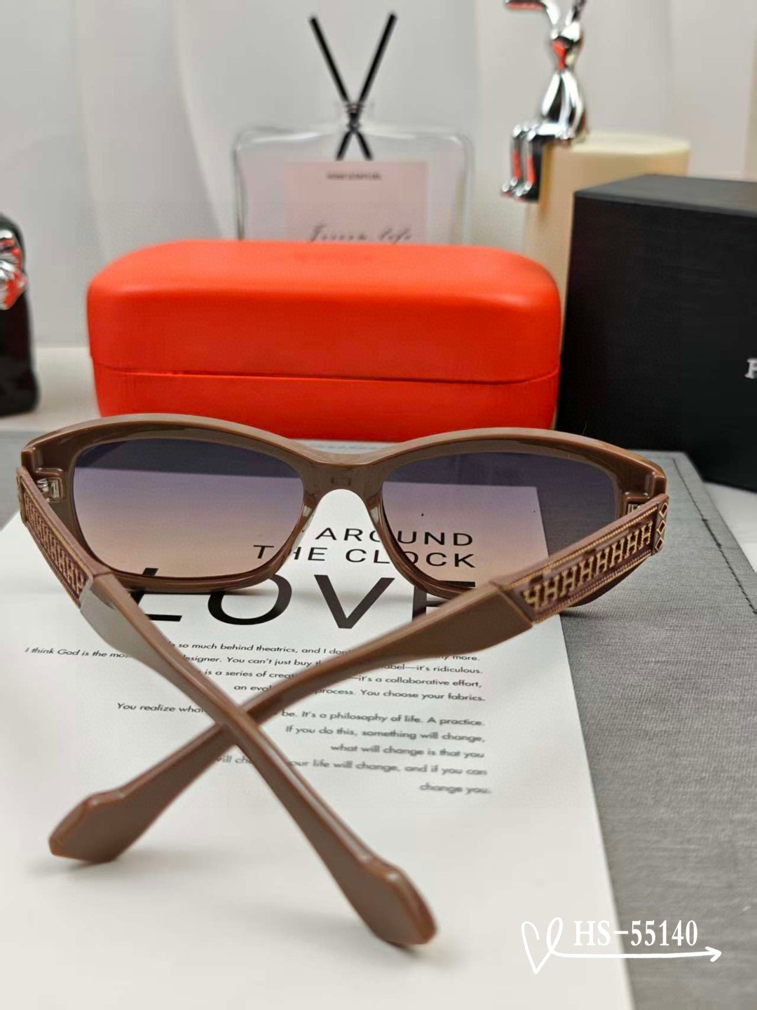    👓.【爱马仕-HERMES】
         🕶.【宝丽来树脂偏光镜片】
         ⭐️