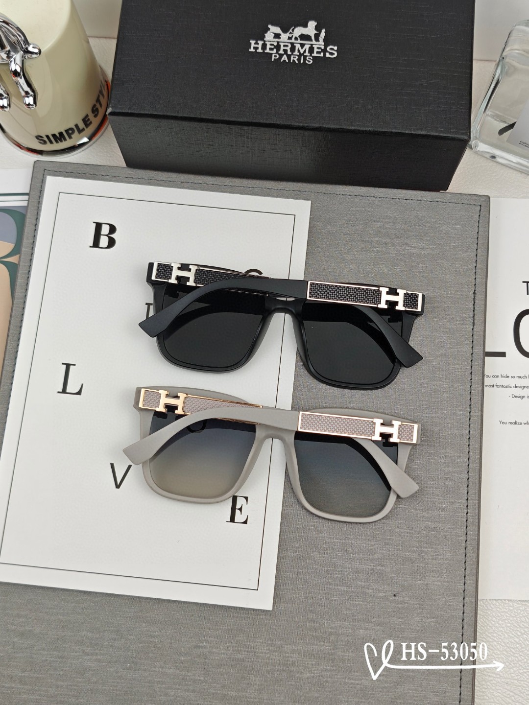 👓.【爱马仕-HERMES】 🕶.【宝丽来树脂偏光镜片】 ⭐️.【TR90镜架轻便佩戴舒适】 🌟.【si