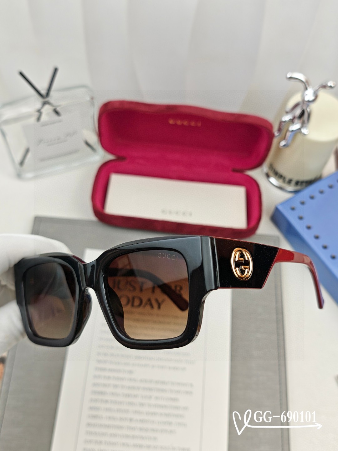   👓.【意大利古奇-GUCCI】
         🕶.【宝丽来树脂高清镜片】
         ⭐️