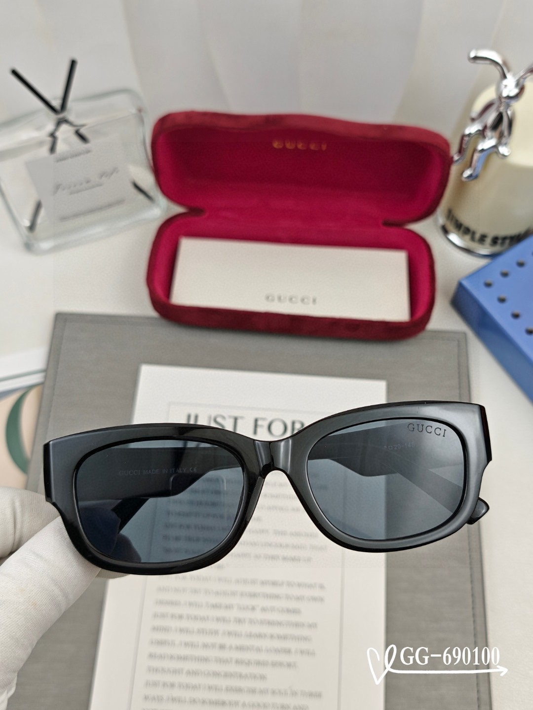   👓.【意大利古奇-GUCCI】
         🕶.【宝丽来树脂高清镜片】
         ⭐️