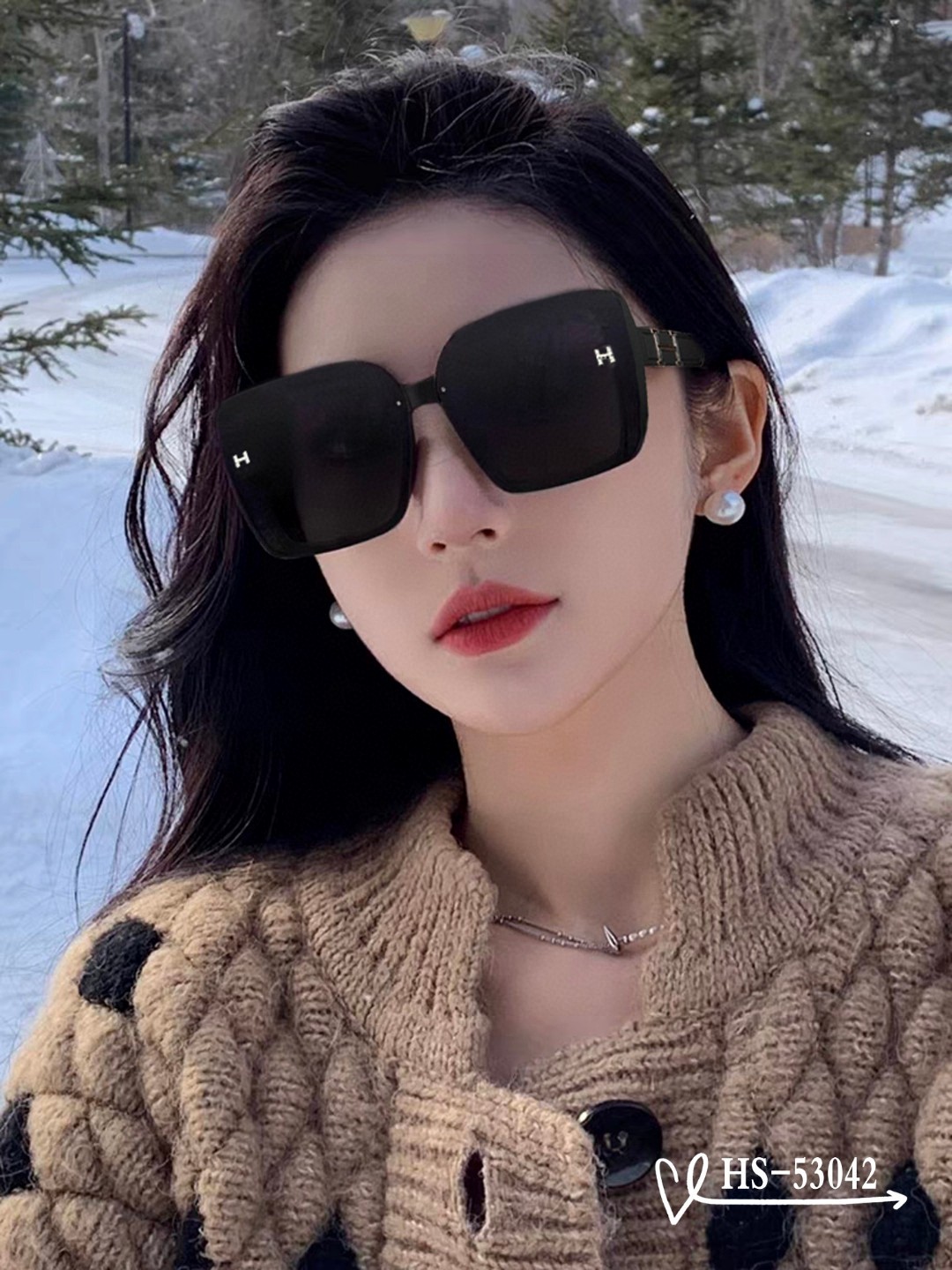 👓.【爱马仕-HERMES】 🕶.【宝丽来树脂偏光镜片】 ⭐️.【TR90镜架轻便佩戴舒适】 🌟.【si