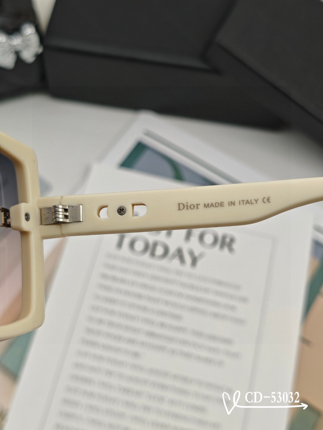    👓.【法国迪奥-DIOR】
         🕶️.【宝丽来树脂偏光镜片】
         ⭐️
