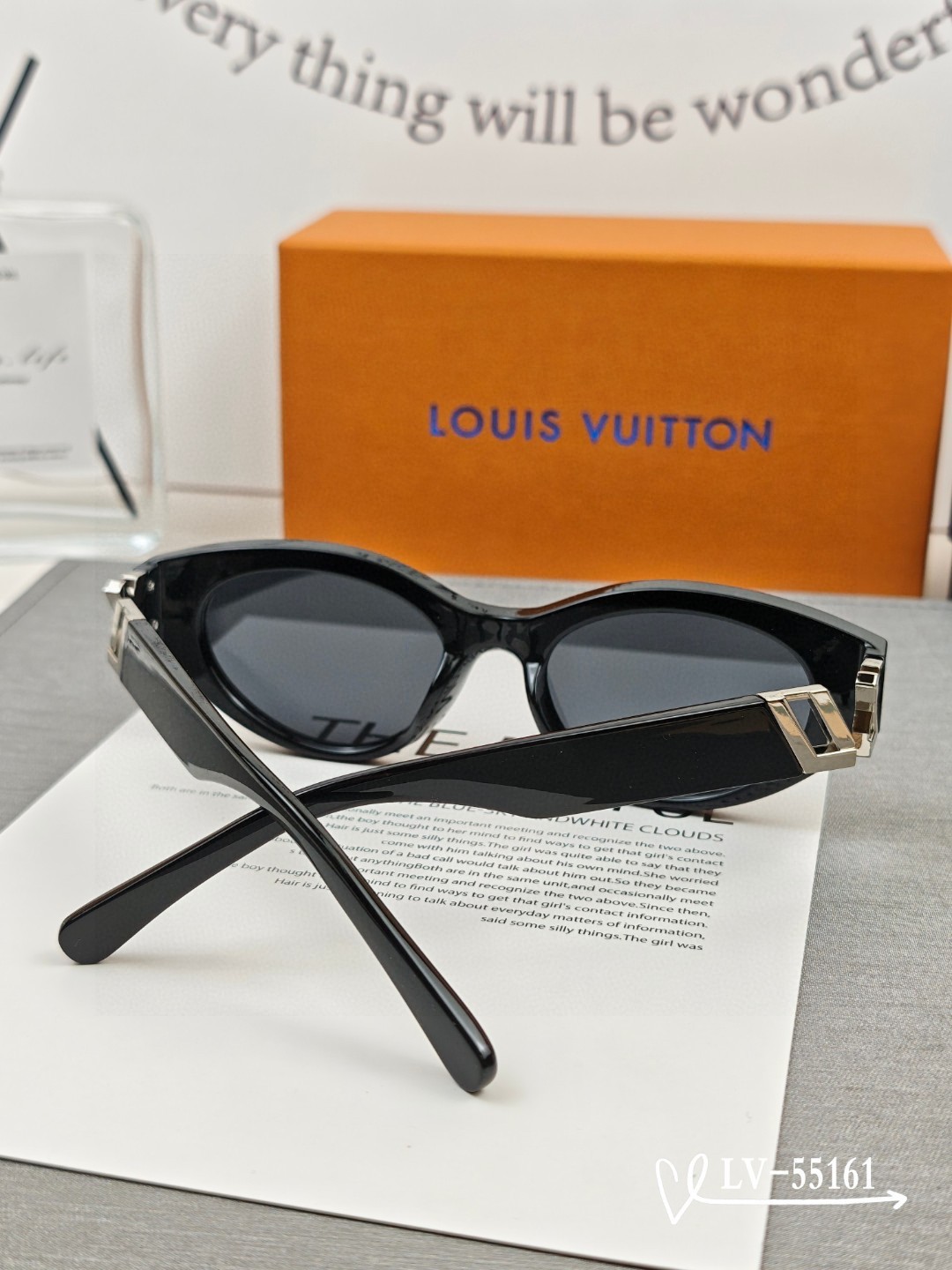 👓.【路易威登-LV】 🕶.【宝丽来树脂镜片】 ⭐️.【TR镜架轻便佩戴舒适】 🌟.【size：65-1