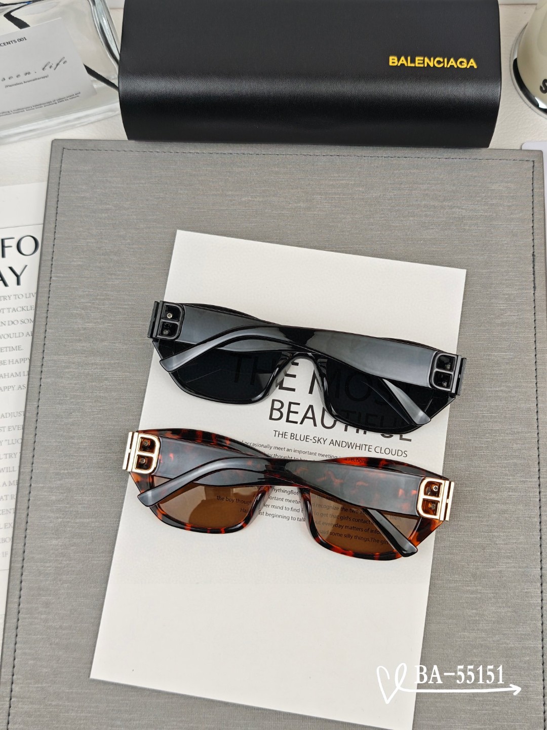   👓.【巴黎世家-Balenciaga】
         🕶.【宝丽来树脂镜片】
         