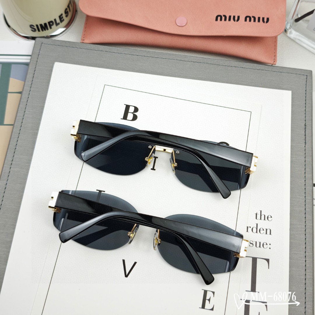   👓.【意大利谬谬-miumiu】
         🕶.【宝丽来树脂偏光镜片】
         ⭐