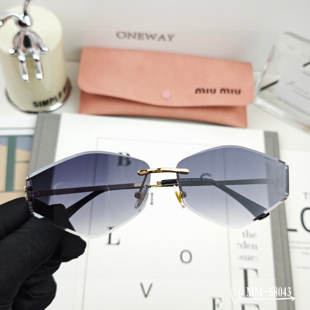   👓.【意大利谬谬-miumiu】
         🕶.【宝丽来树脂偏光镜片】
         ⭐