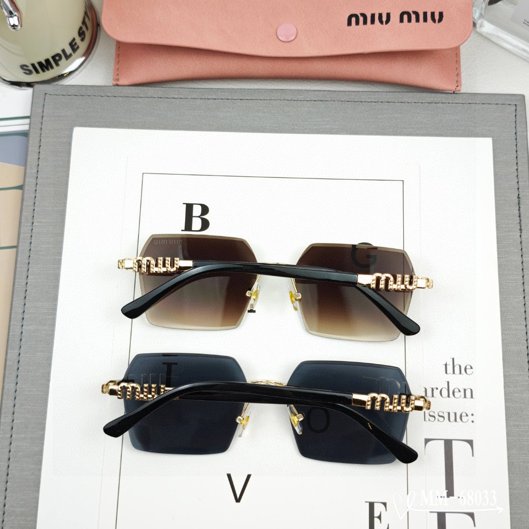   👓.【意大利谬谬-miumiu】
         🕶.【宝丽来树脂偏光镜片】
         ⭐